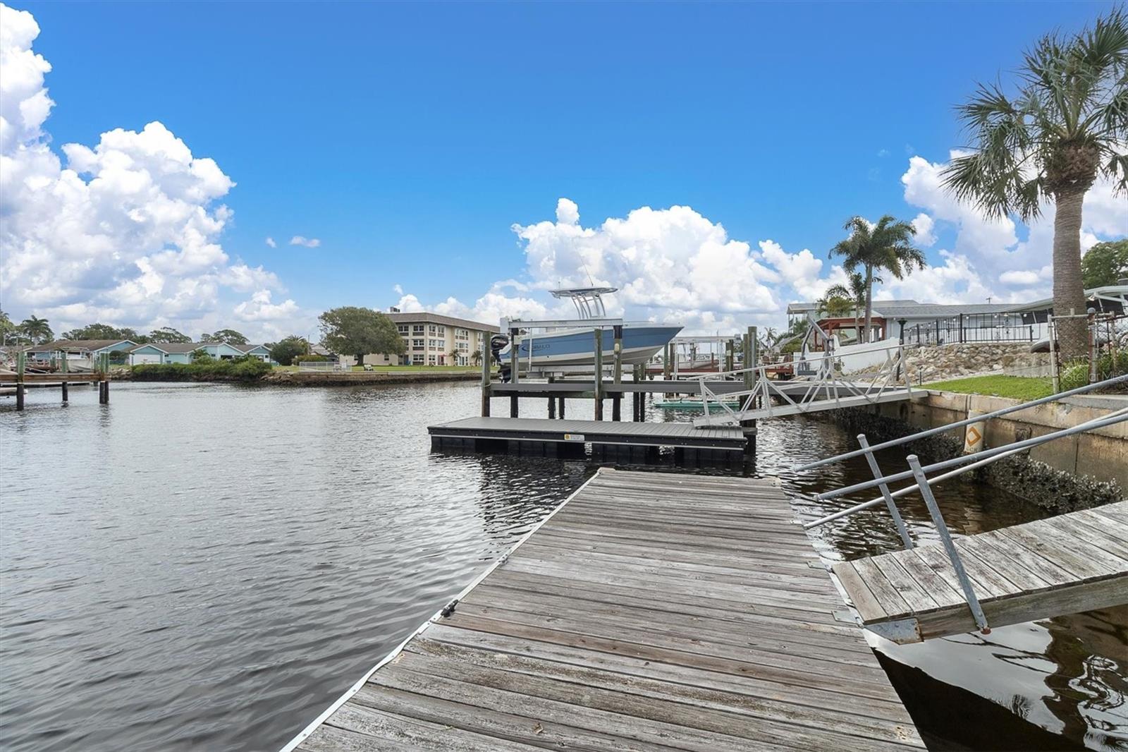 4351 FLORAMAR TERRACE, New Port Richey, FL 34652