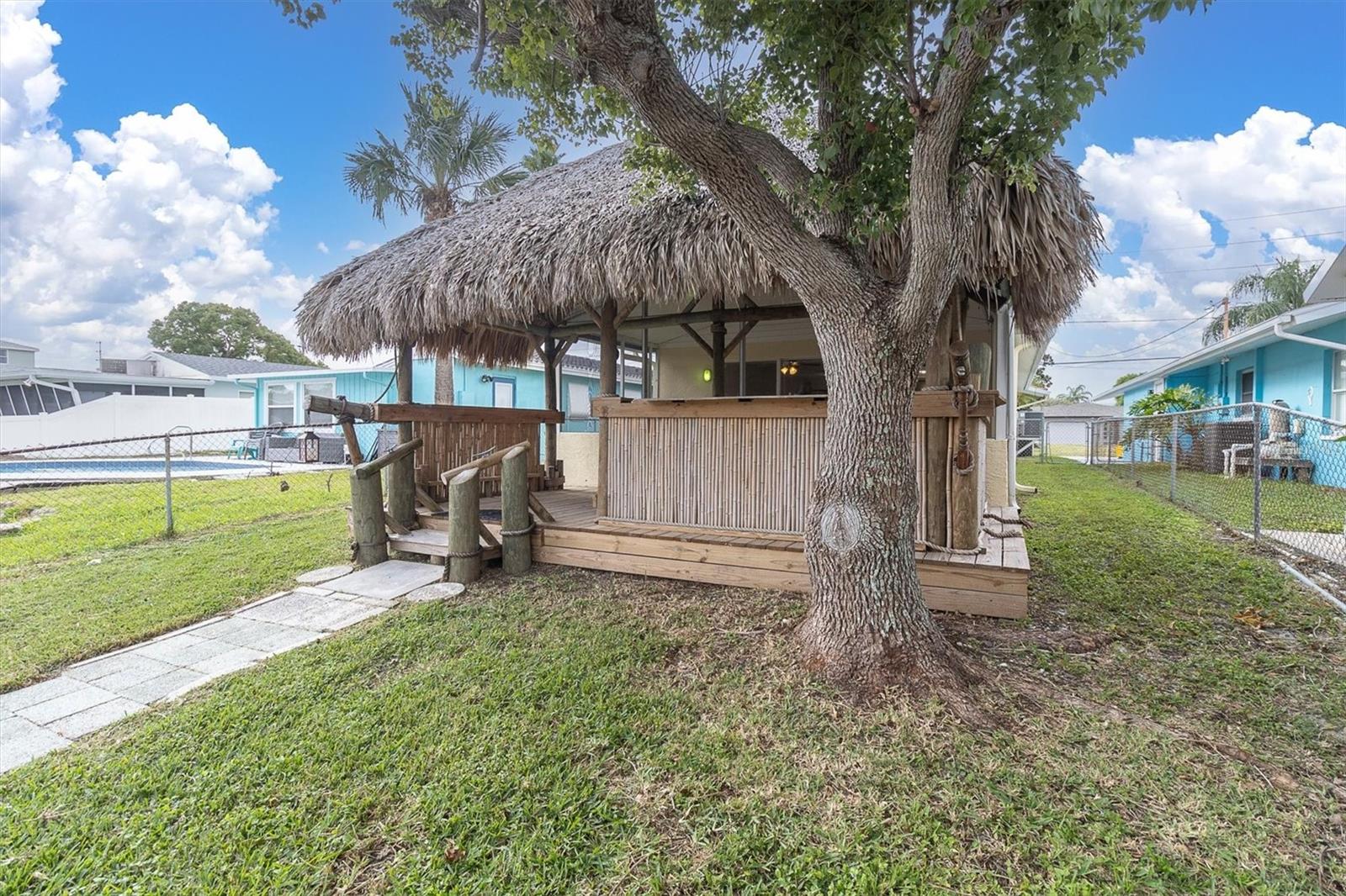 4351 FLORAMAR TERRACE, New Port Richey, FL 34652