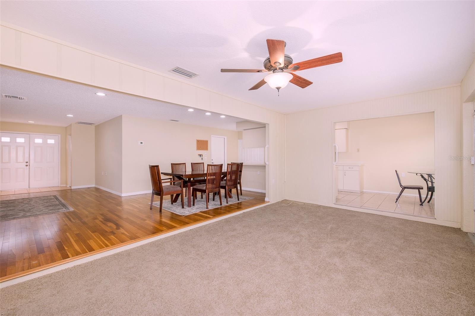 9015 WARWICK LANE, New Port Richey, FL 34655