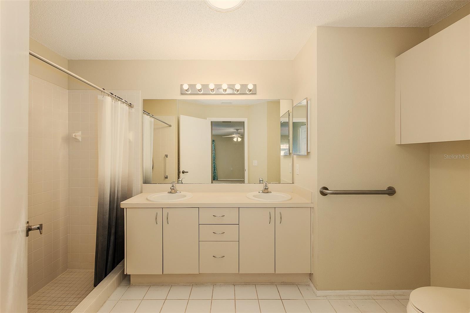 ENSUITE BATH