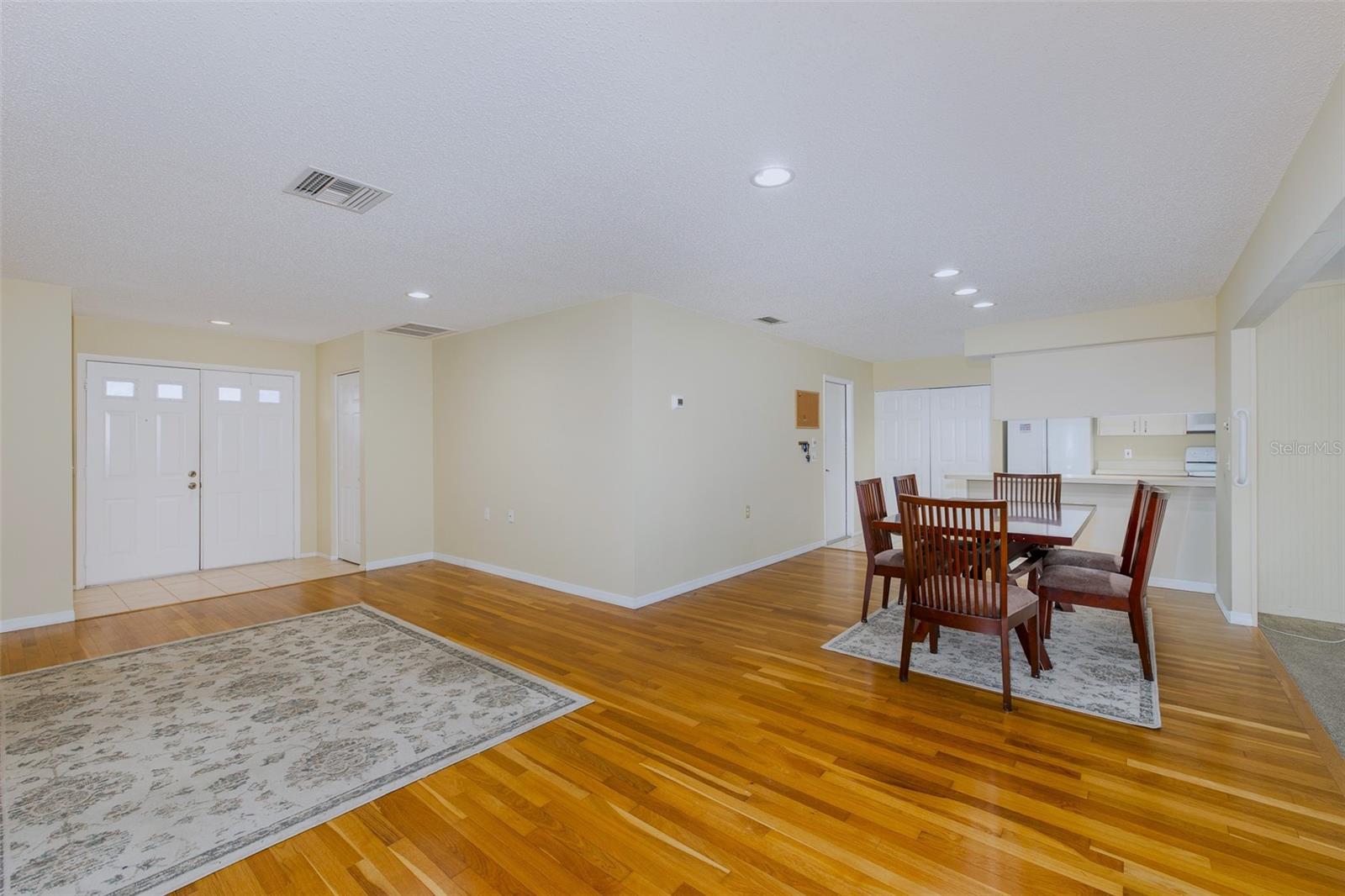 9015 WARWICK LANE, New Port Richey, FL 34655