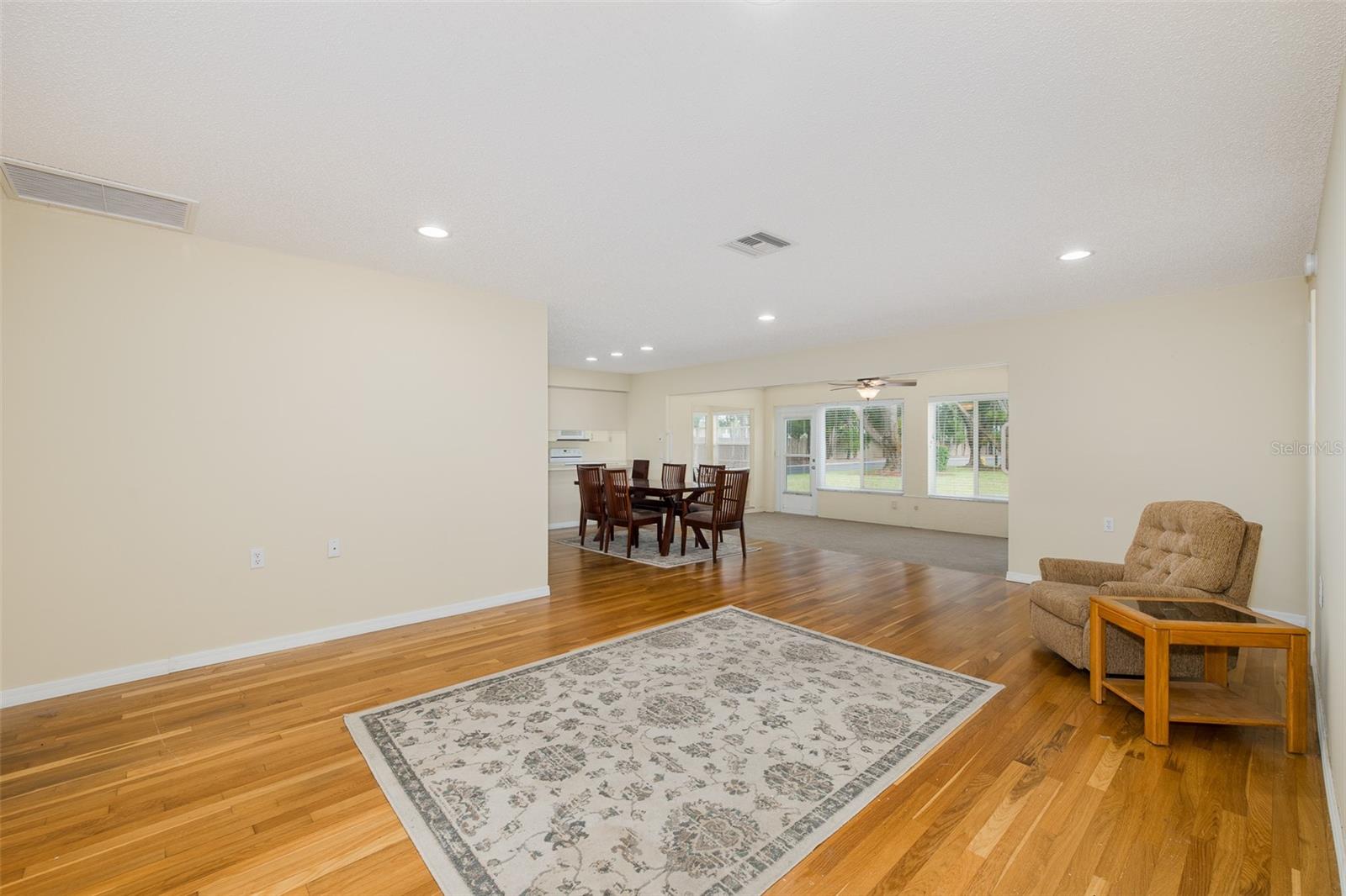 9015 WARWICK LANE, New Port Richey, FL 34655