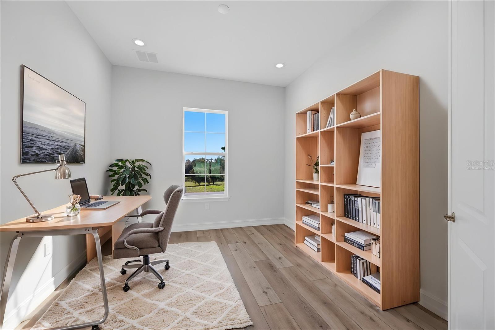 Office Room (Virtually Staged)