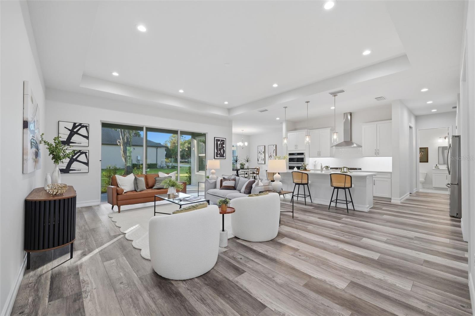 Living/Kitchen