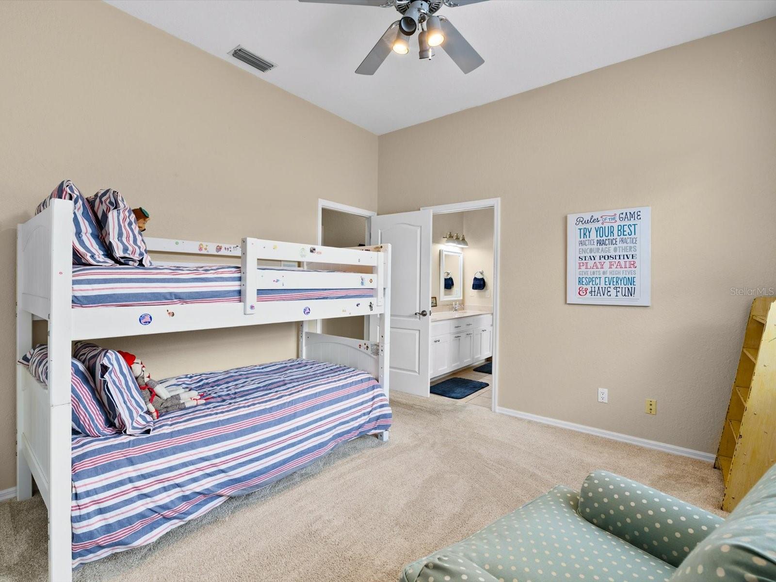 8906 SKYMASTER DRIVE, New Port Richey, FL 34654