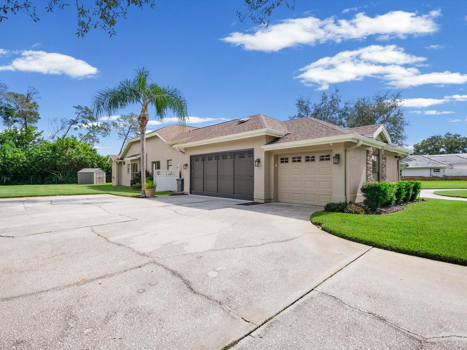 8906 SKYMASTER DRIVE, New Port Richey, FL 34654