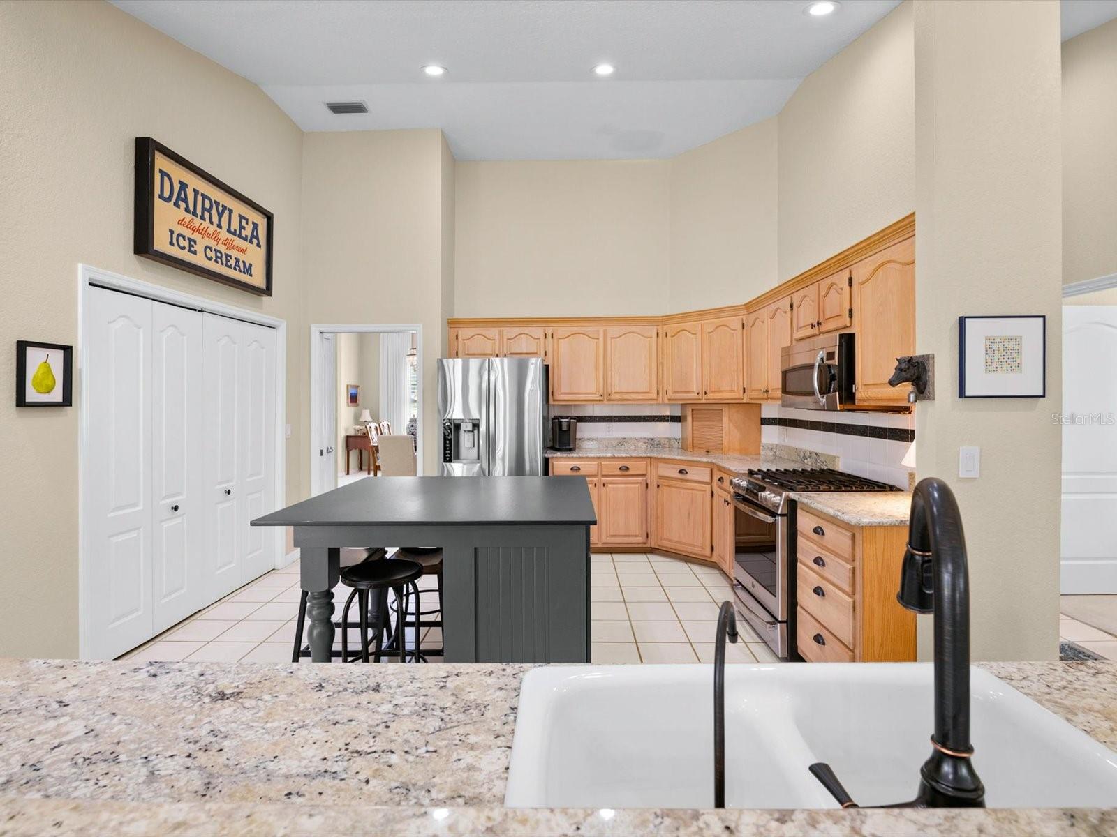 8906 SKYMASTER DRIVE, New Port Richey, FL 34654