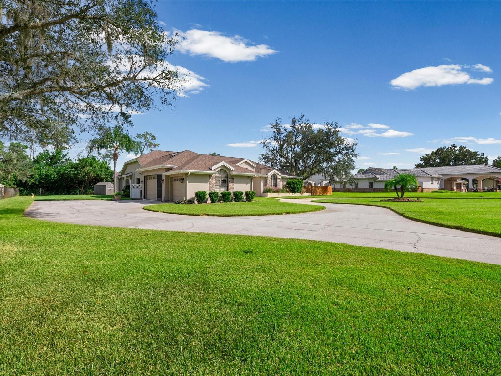 8906 SKYMASTER DRIVE, New Port Richey, FL 34654