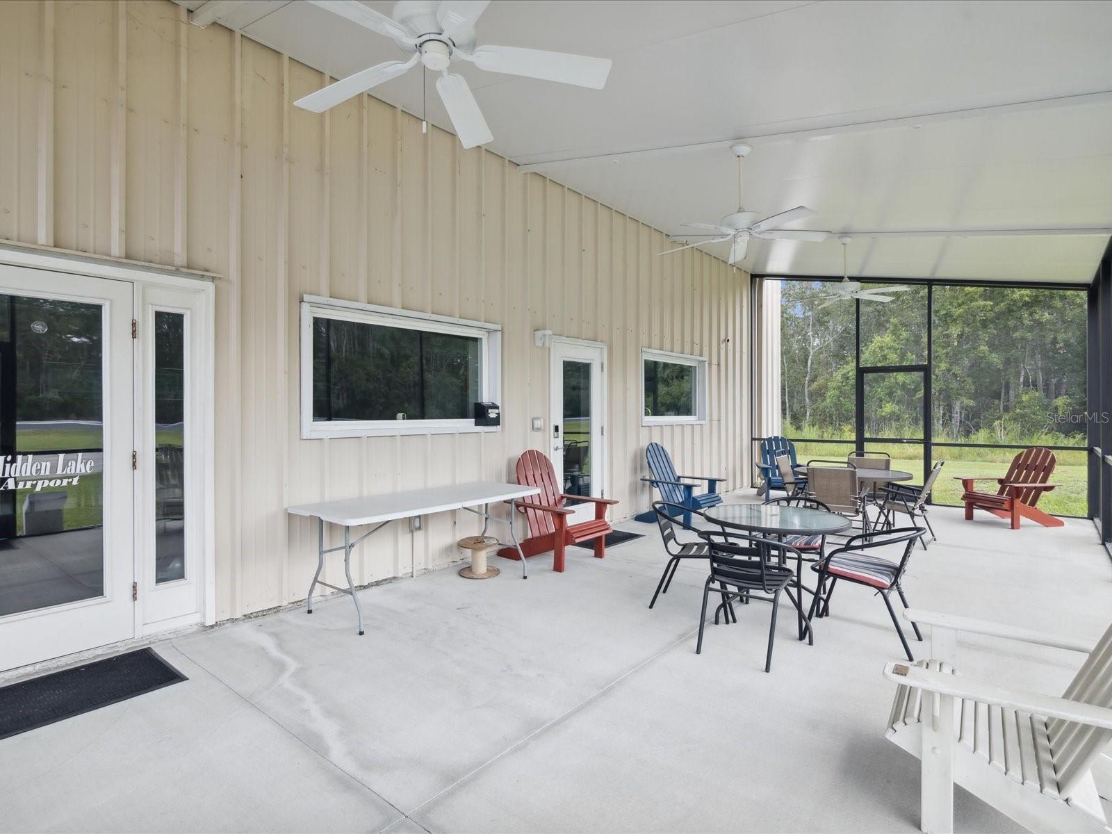 8906 SKYMASTER DRIVE, New Port Richey, FL 34654