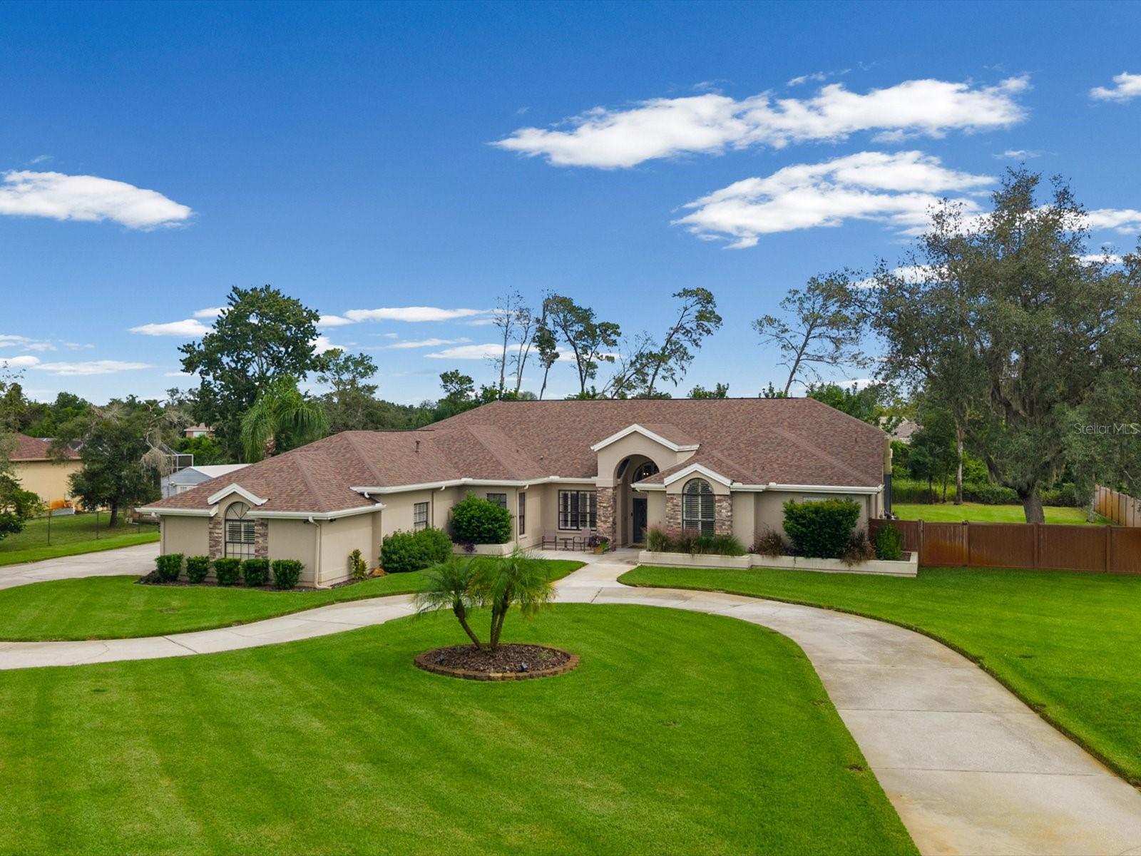 8906 SKYMASTER DRIVE, New Port Richey, FL 34654