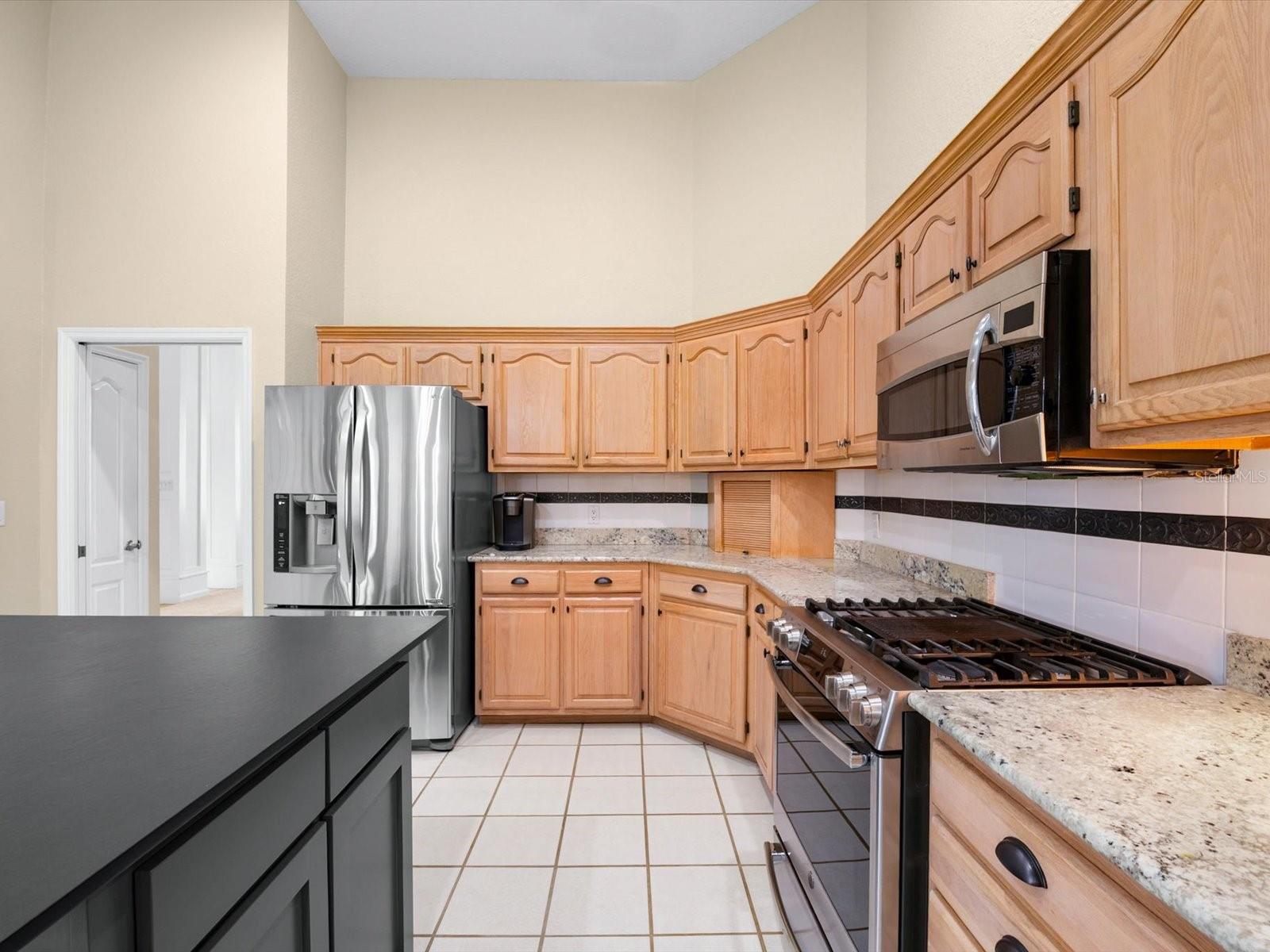 8906 SKYMASTER DRIVE, New Port Richey, FL 34654