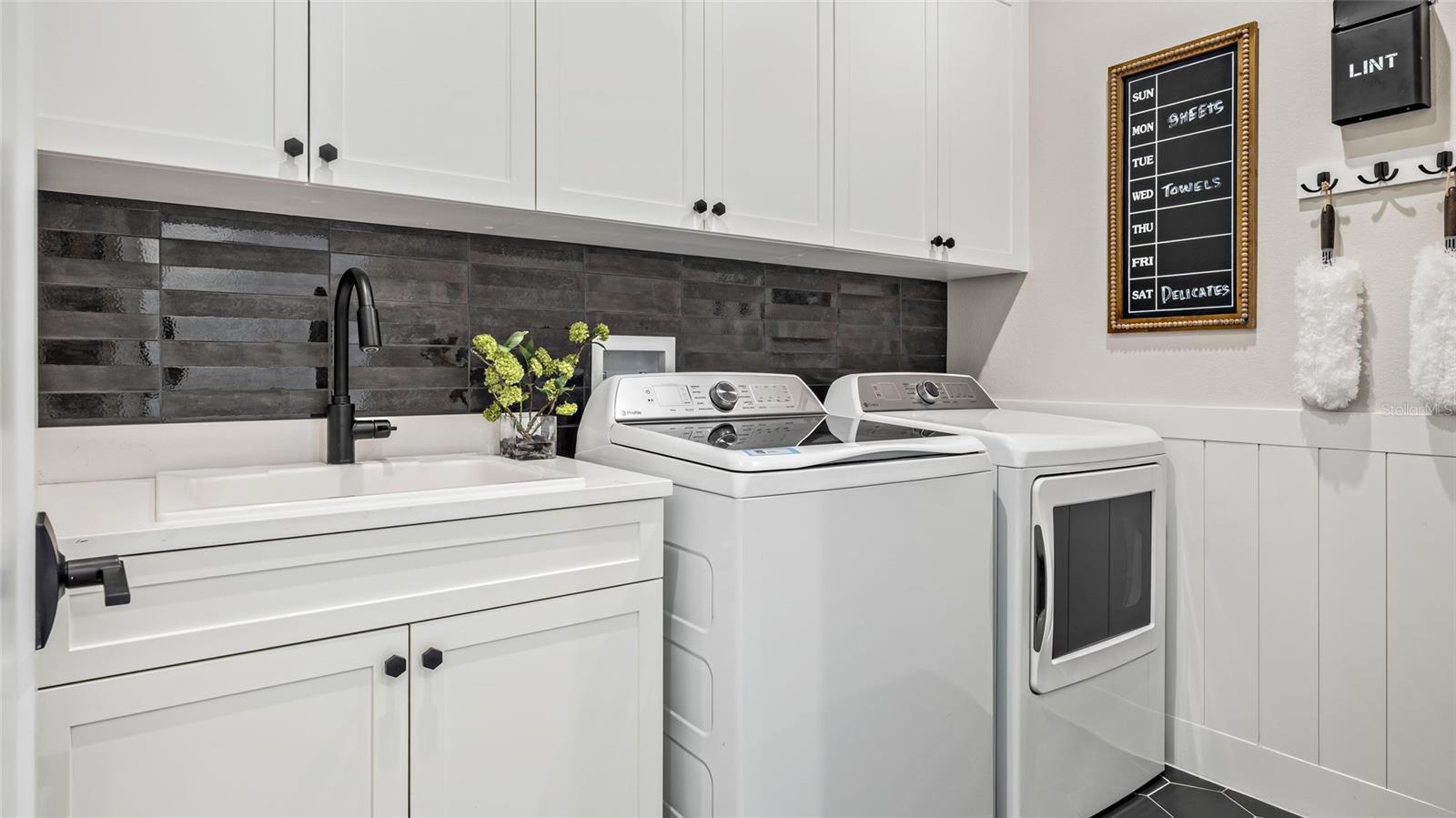 503 HAMMOCK OAKS BOULEVARD, Lady Lake, FL 32159