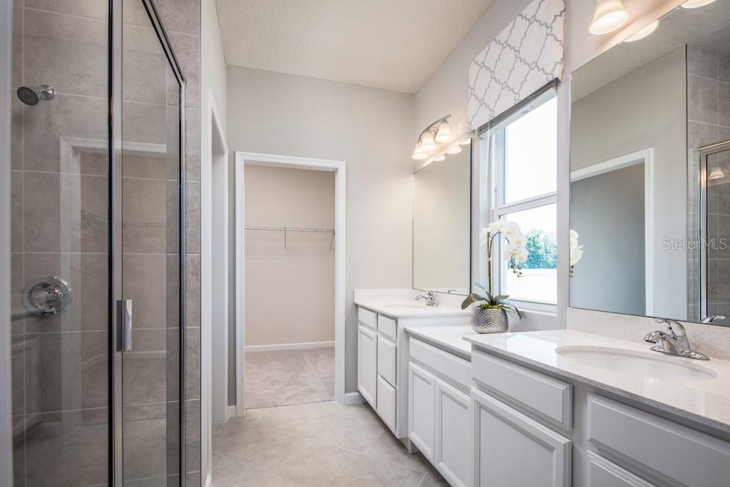 6039 WILD PETUNIA DRIVE, Wimauma, FL 33598