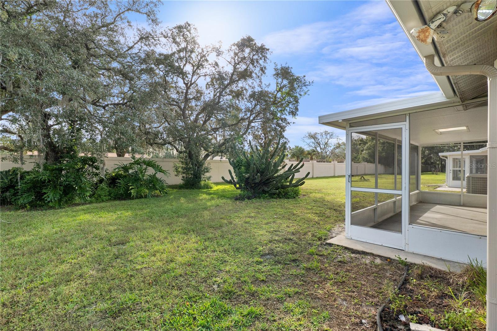 1430 PINEWOOD HILLS COURT, Spring Hill, FL 34606
