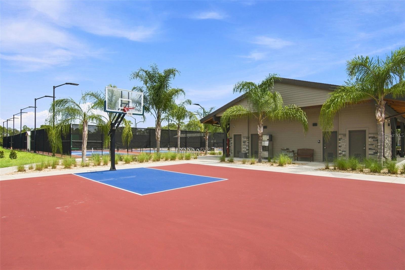 1430 PINEWOOD HILLS COURT, Spring Hill, FL 34606