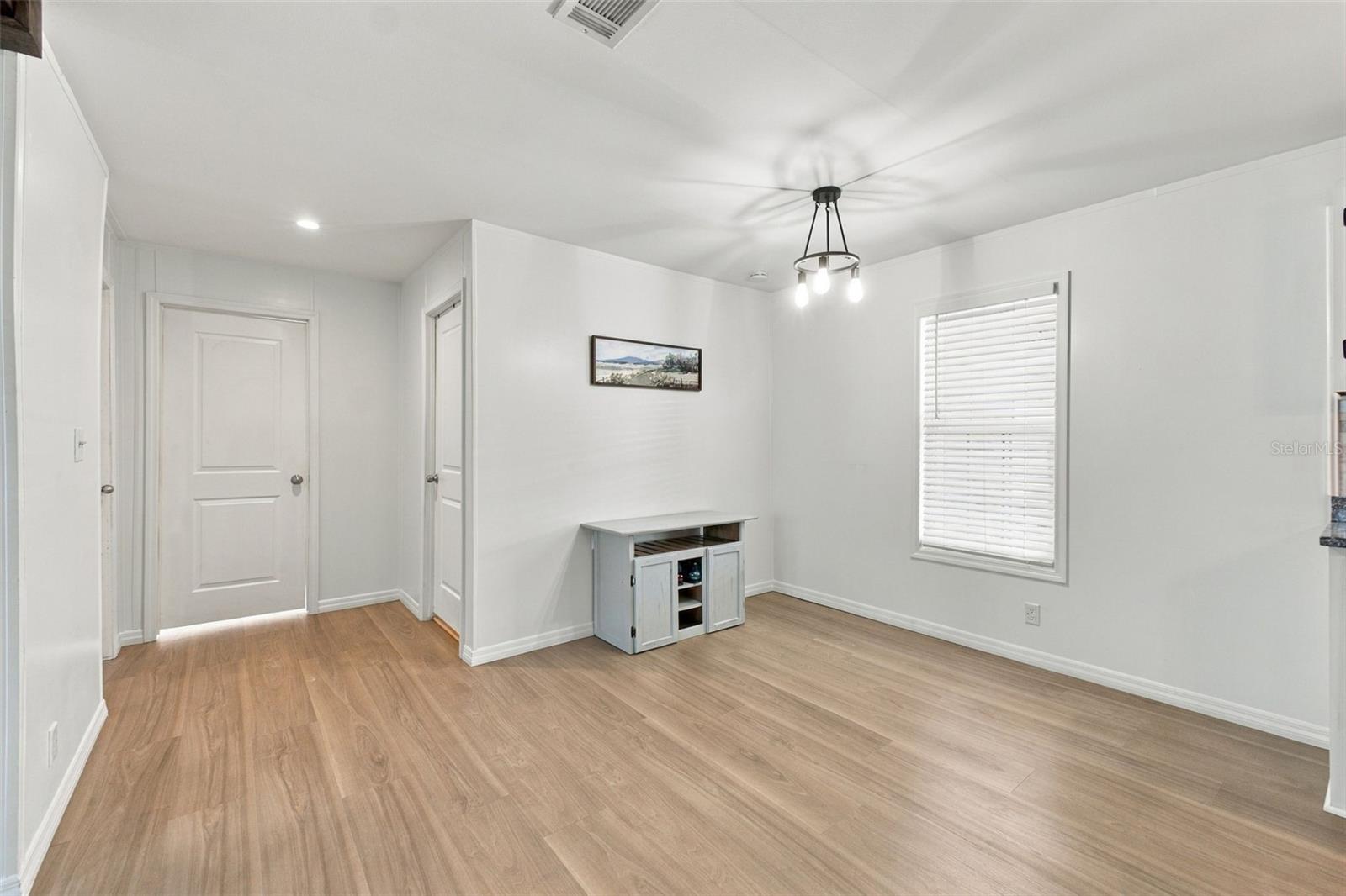 8020 EASTERN CIRCLE DRIVE, Brooksville, FL 34613