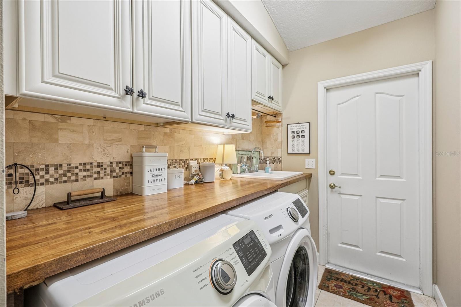 15052 GREEN VALLEY BOULEVARD, Clermont, FL 34711