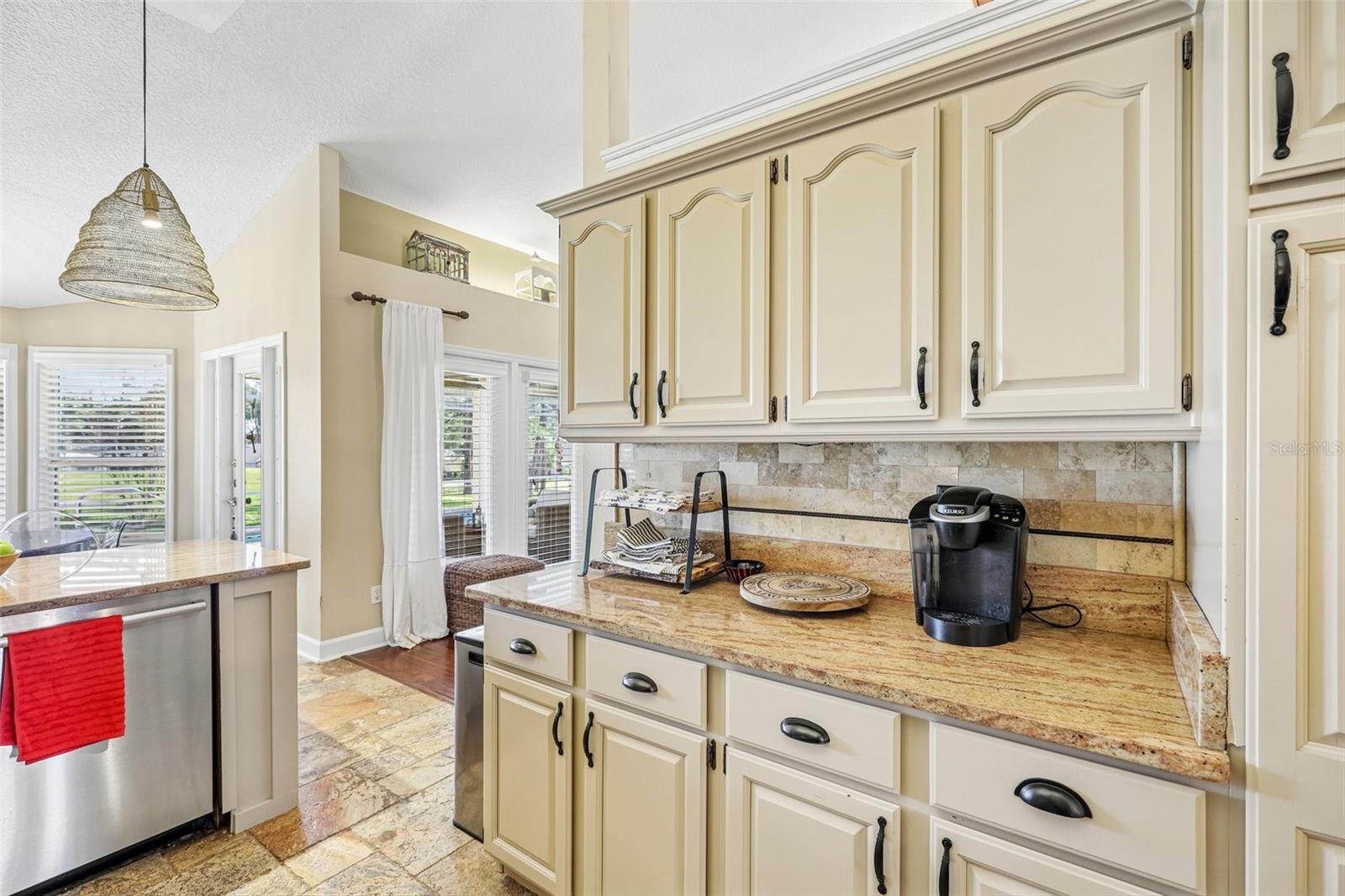 15052 GREEN VALLEY BOULEVARD, Clermont, FL 34711