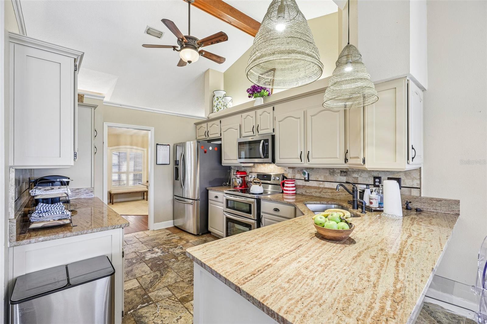 15052 GREEN VALLEY BOULEVARD, Clermont, FL 34711