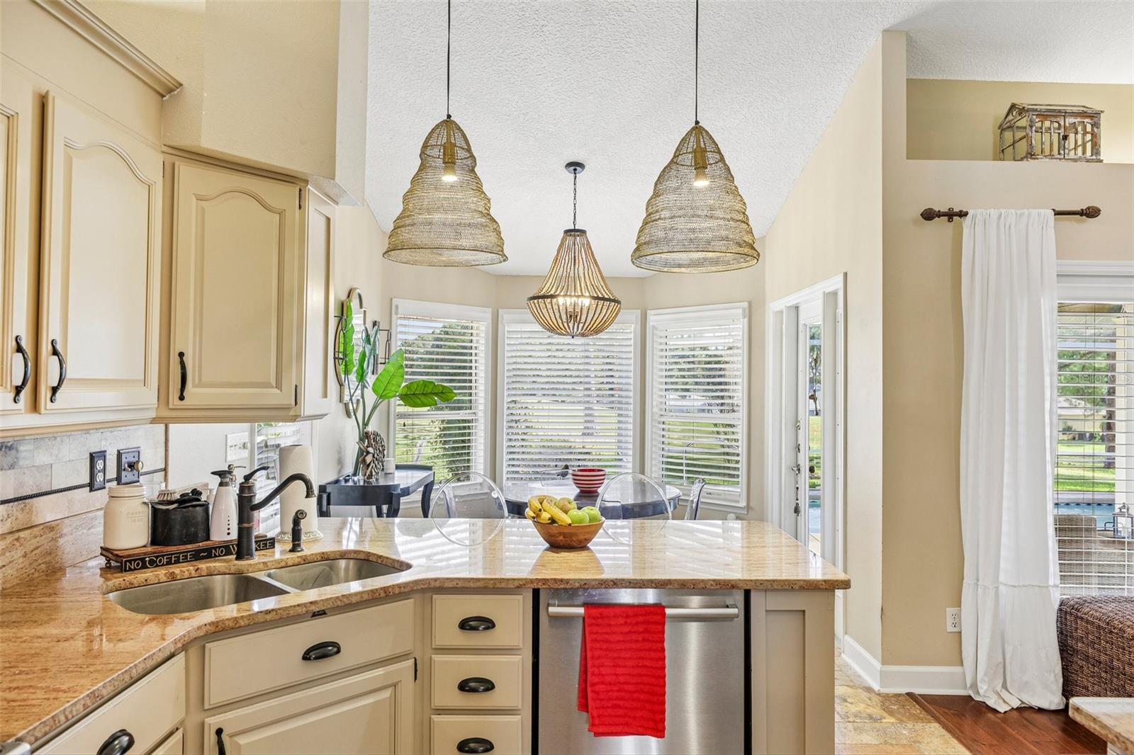 15052 GREEN VALLEY BOULEVARD, Clermont, FL 34711