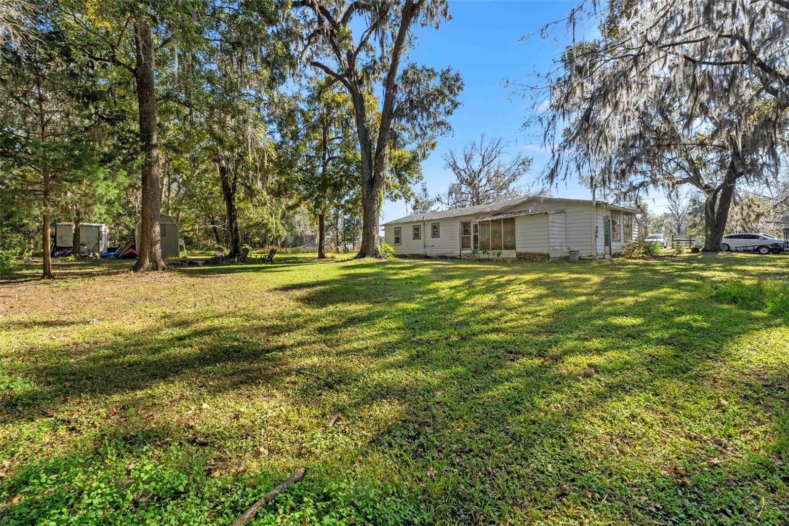 24141 MONDON HILL ROAD, Brooksville, FL 34601