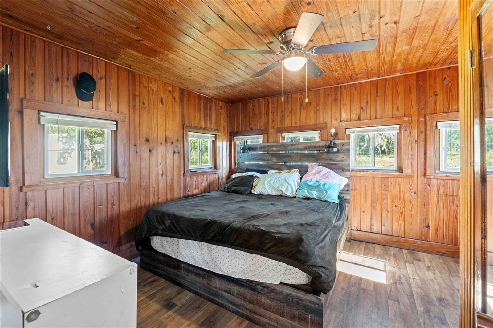 24141 MONDON HILL ROAD, Brooksville, FL 34601