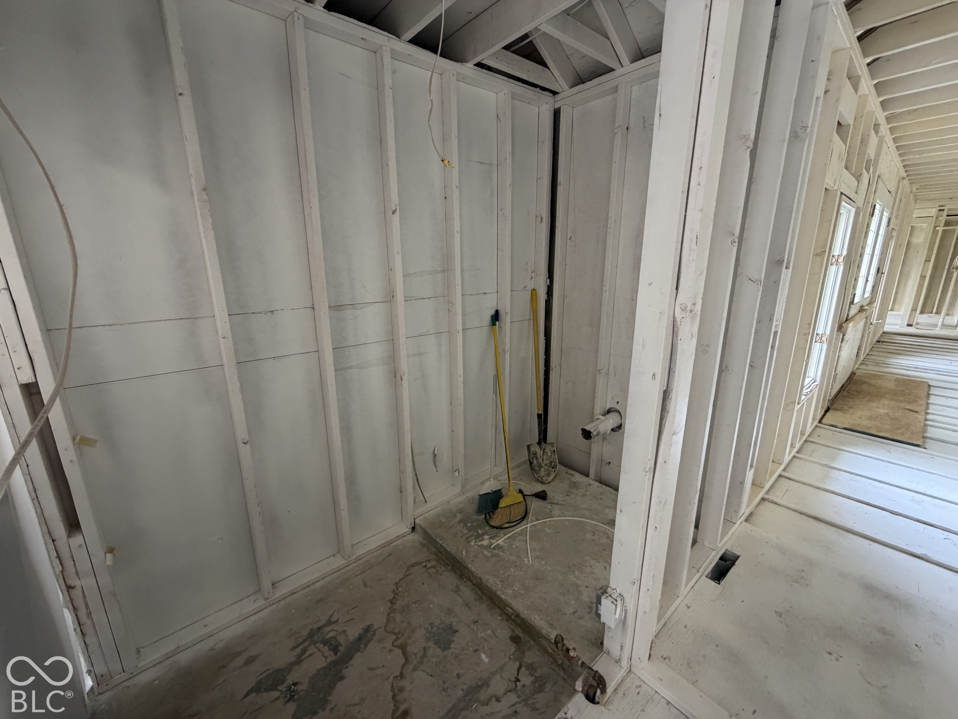 Main level laundry connections