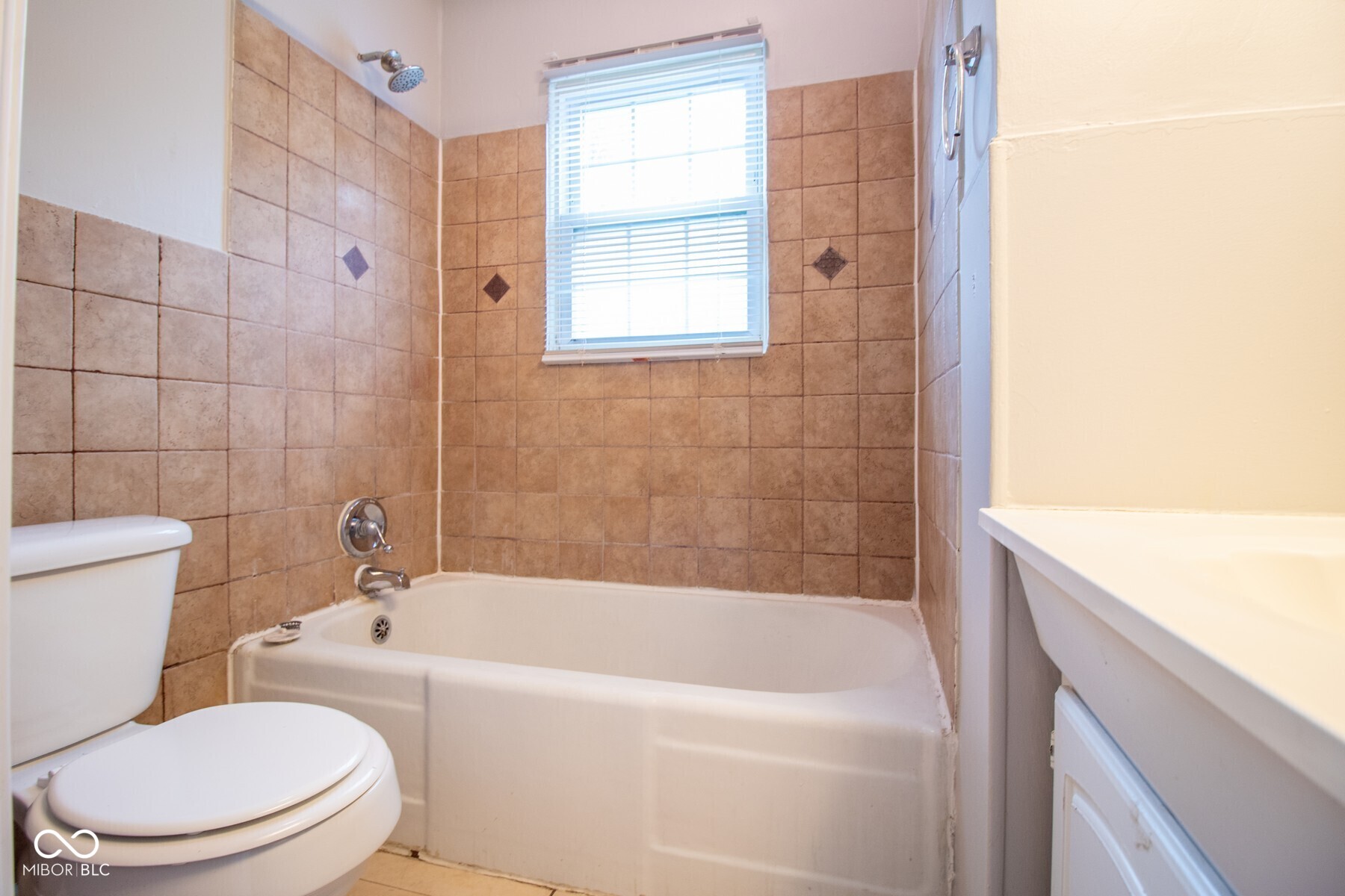4646 Caroline Avenue, Indianapolis, IN 46205