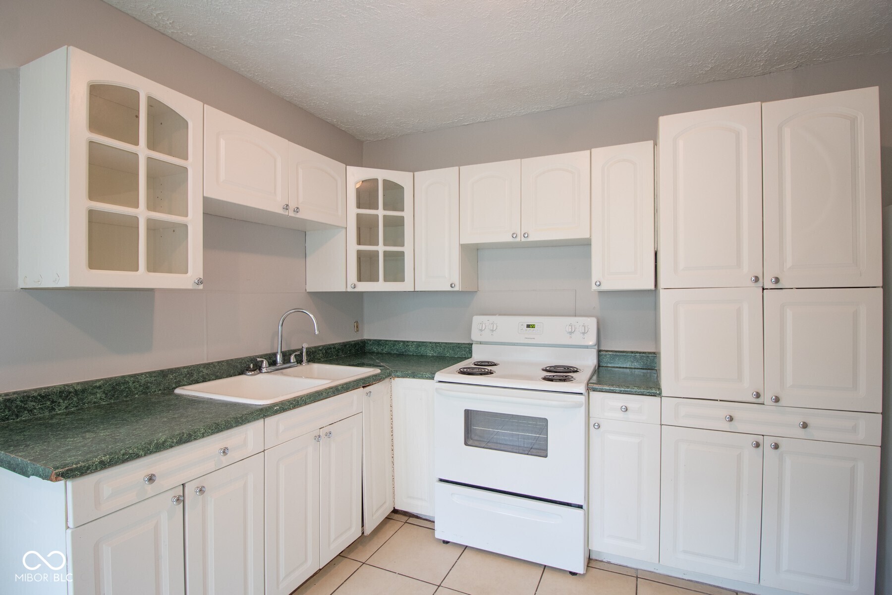 4646 Caroline Avenue, Indianapolis, IN 46205