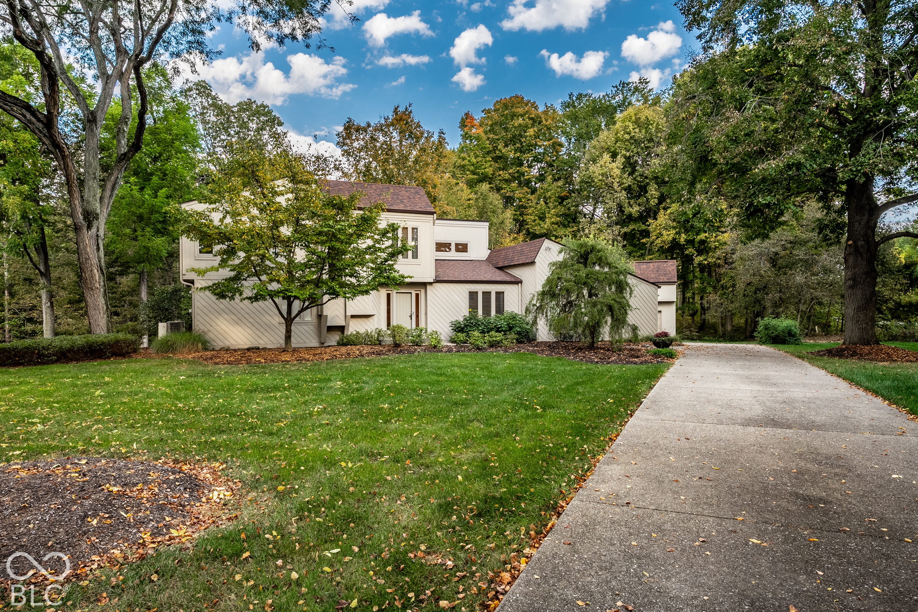 7702 Traders Cove Lane, Indianapolis, IN 46254