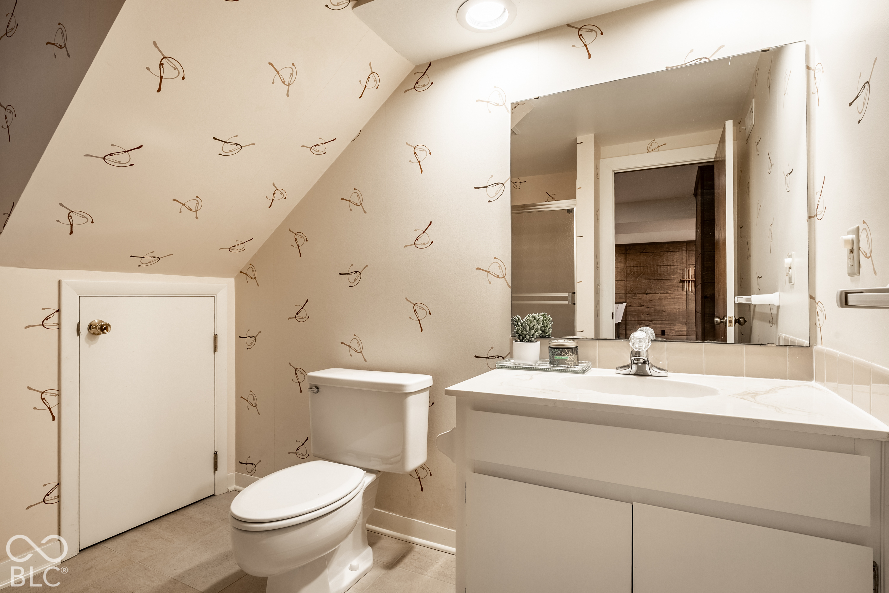 7702 Traders Cove Lane, Indianapolis, IN 46254
