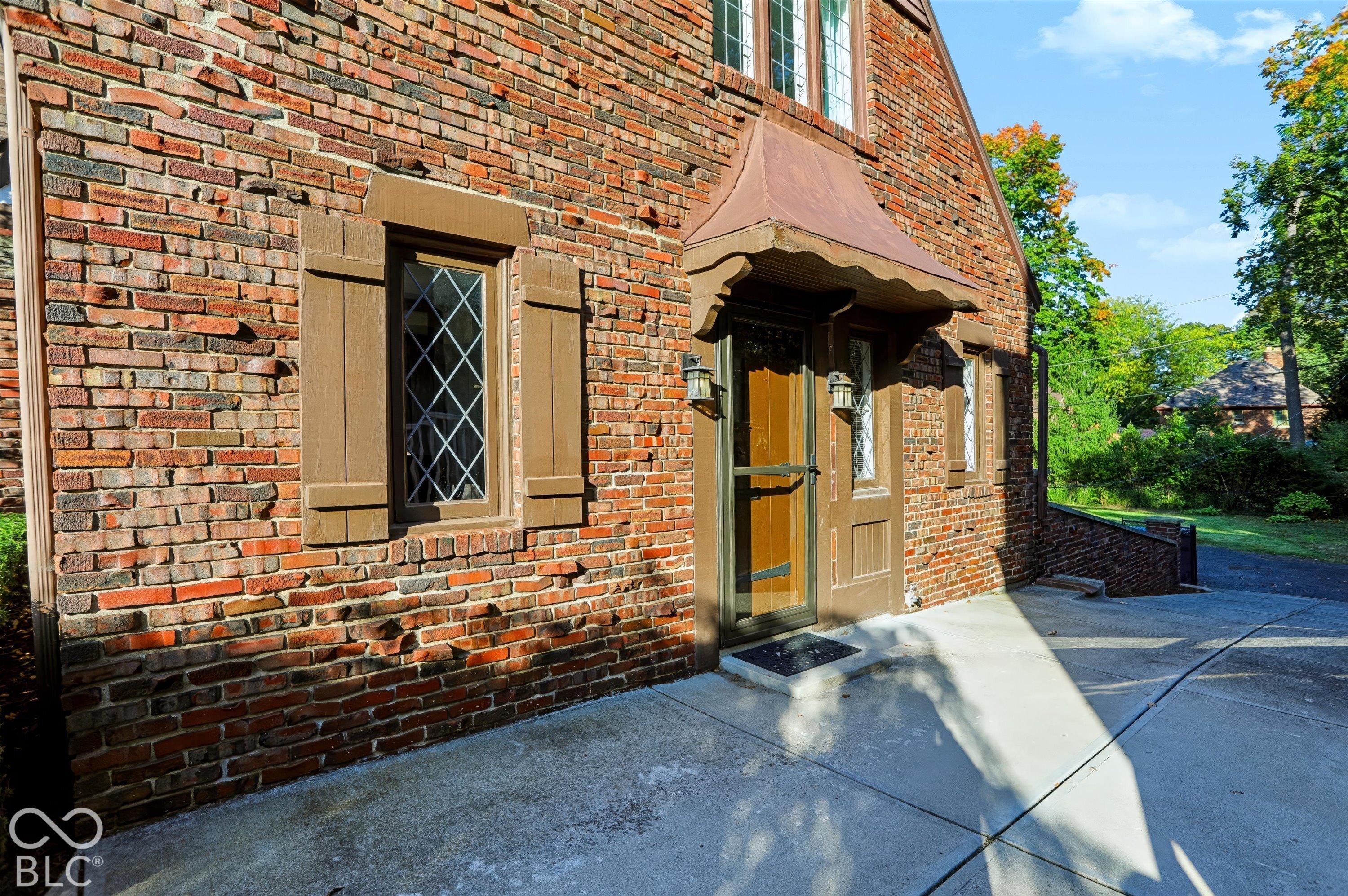 5753 N College Avenue, Indianapolis, IN 46220