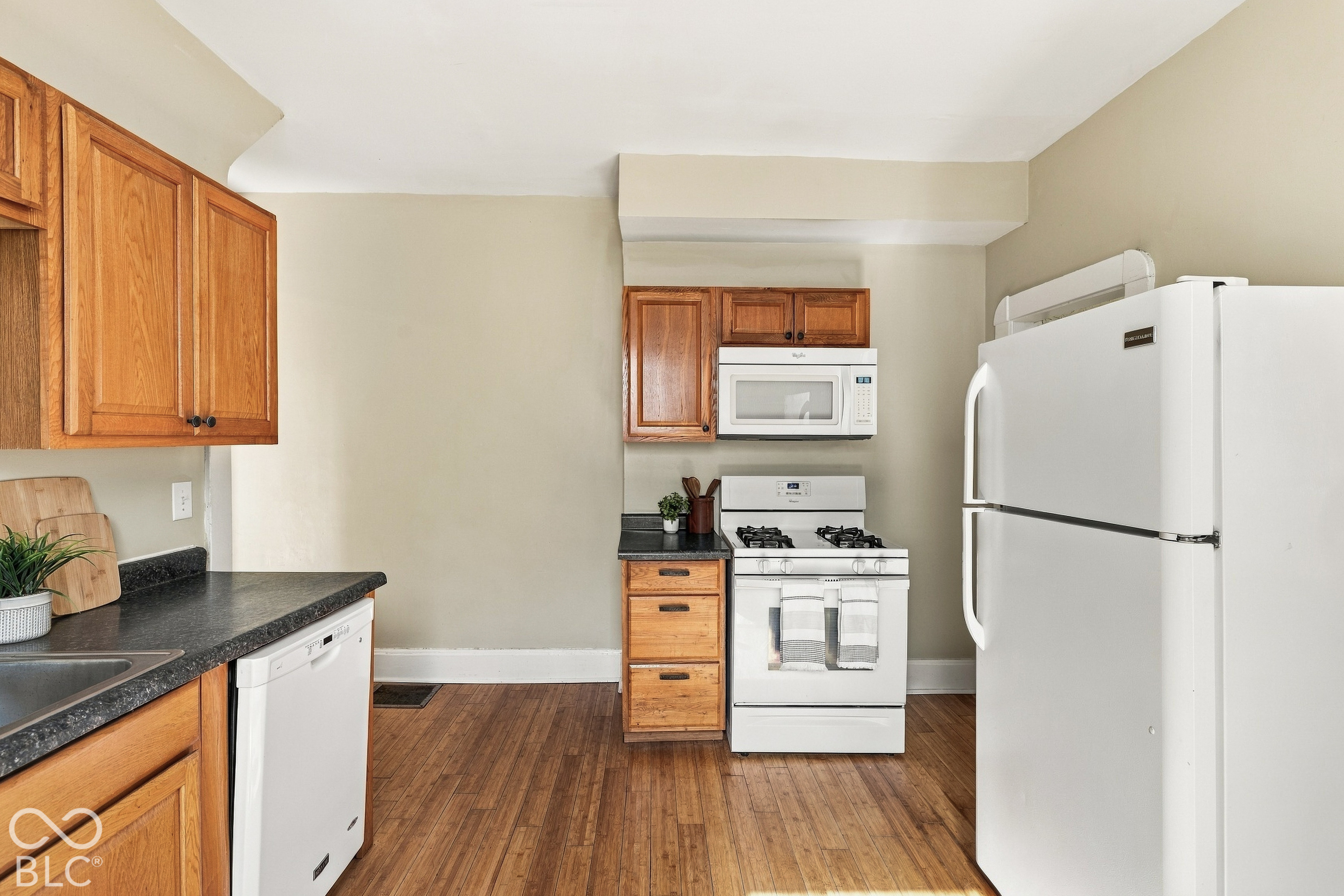 1553 Barth Avenue, Indianapolis, IN 46203 1553 Barth Avenue, Indianapolis, IN 46203