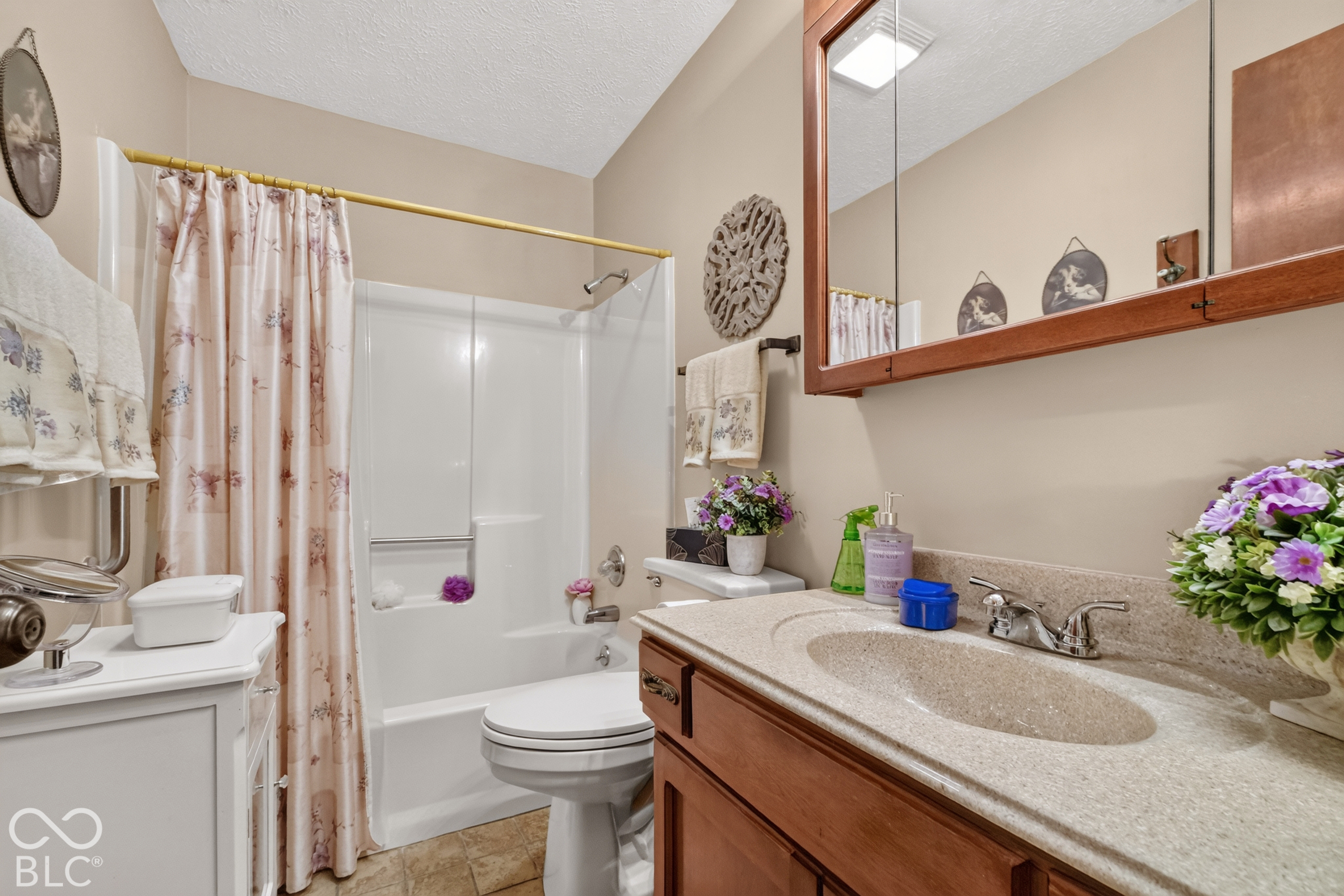 228 College Parkway, Anderson, IN 46012