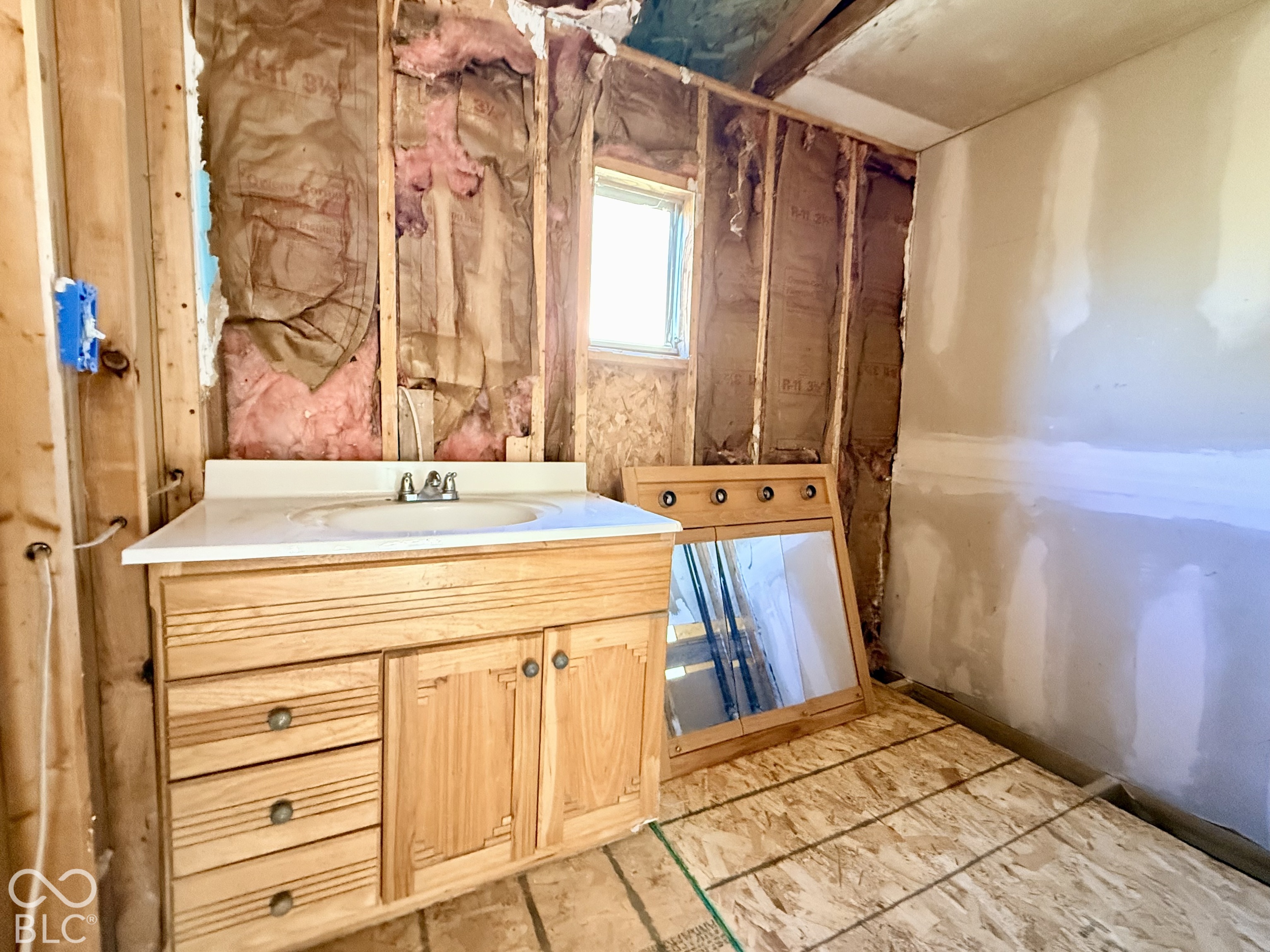 Bathroom Bathroom