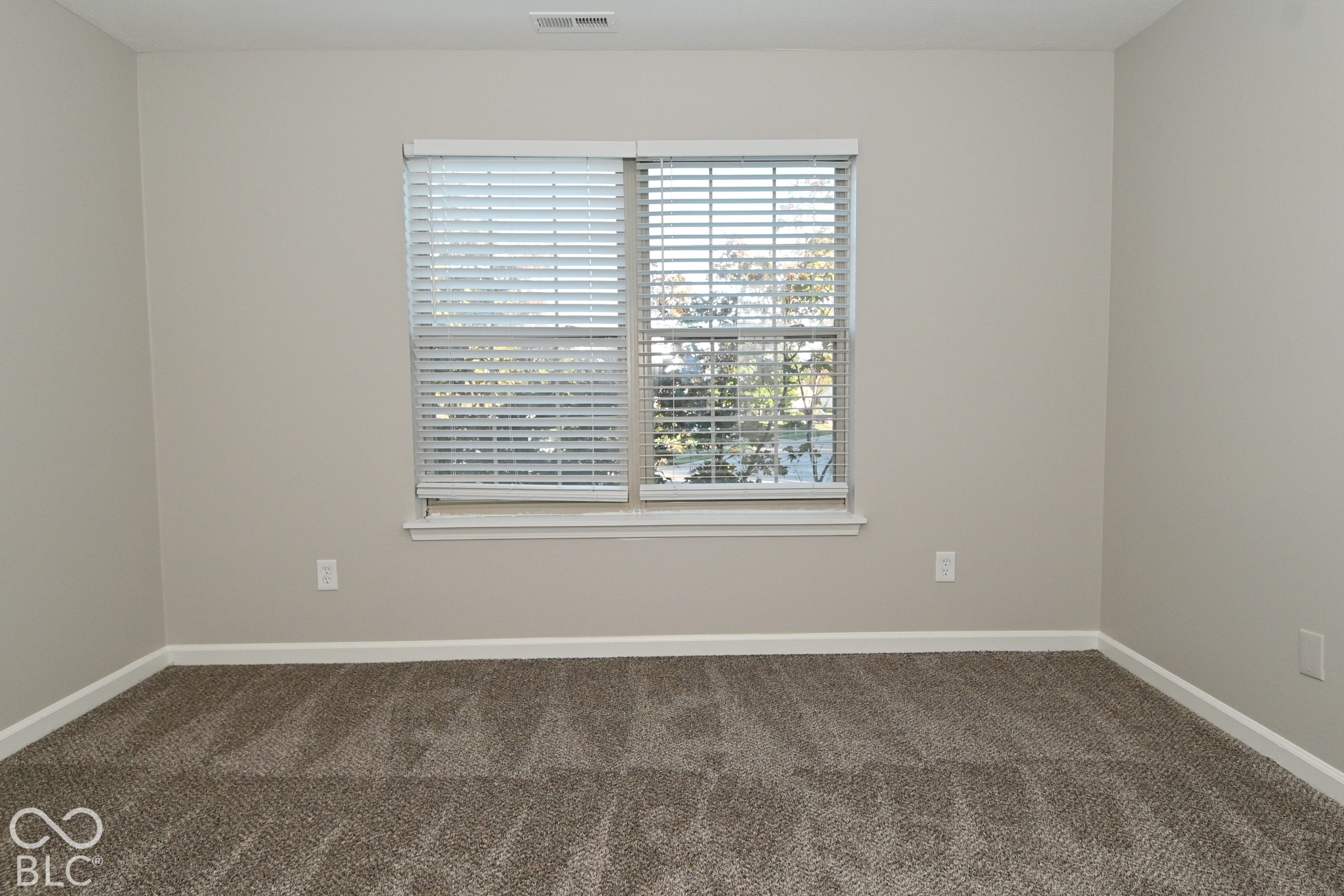 5524 Oakcrest Drive, Indianapolis, IN 46237