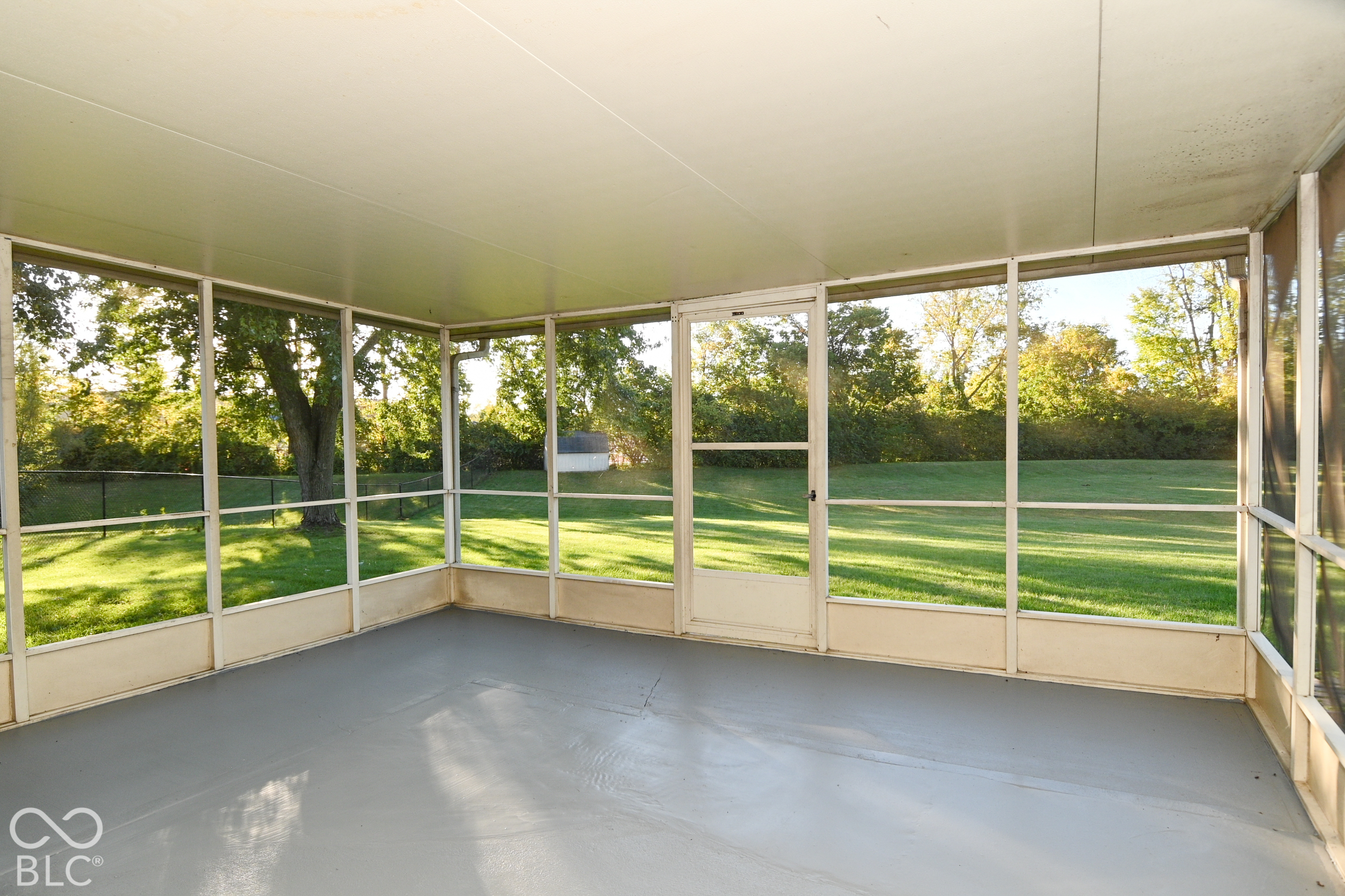 5524 Oakcrest Drive, Indianapolis, IN 46237