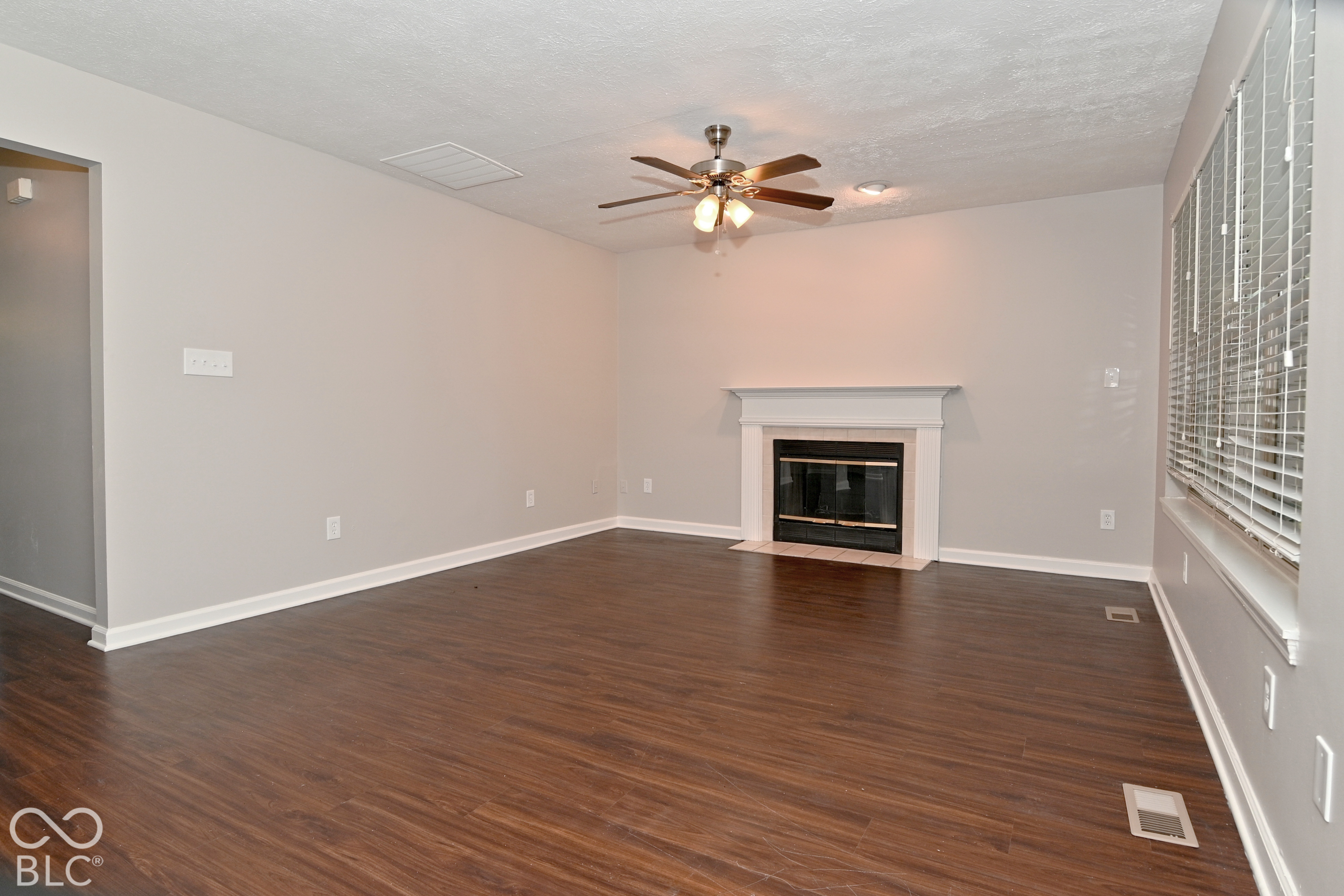 5524 Oakcrest Drive, Indianapolis, IN 46237