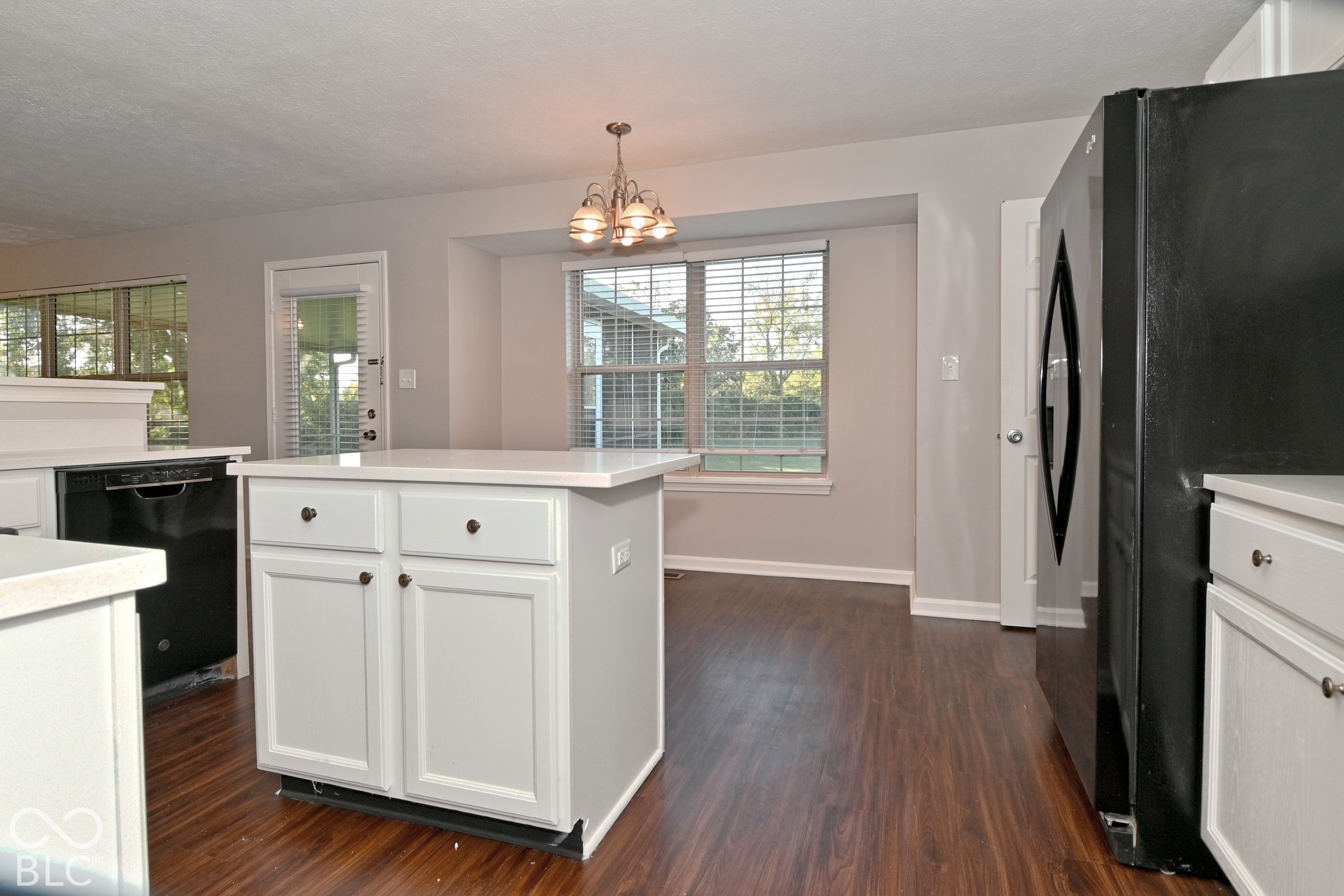 5524 Oakcrest Drive, Indianapolis, IN 46237