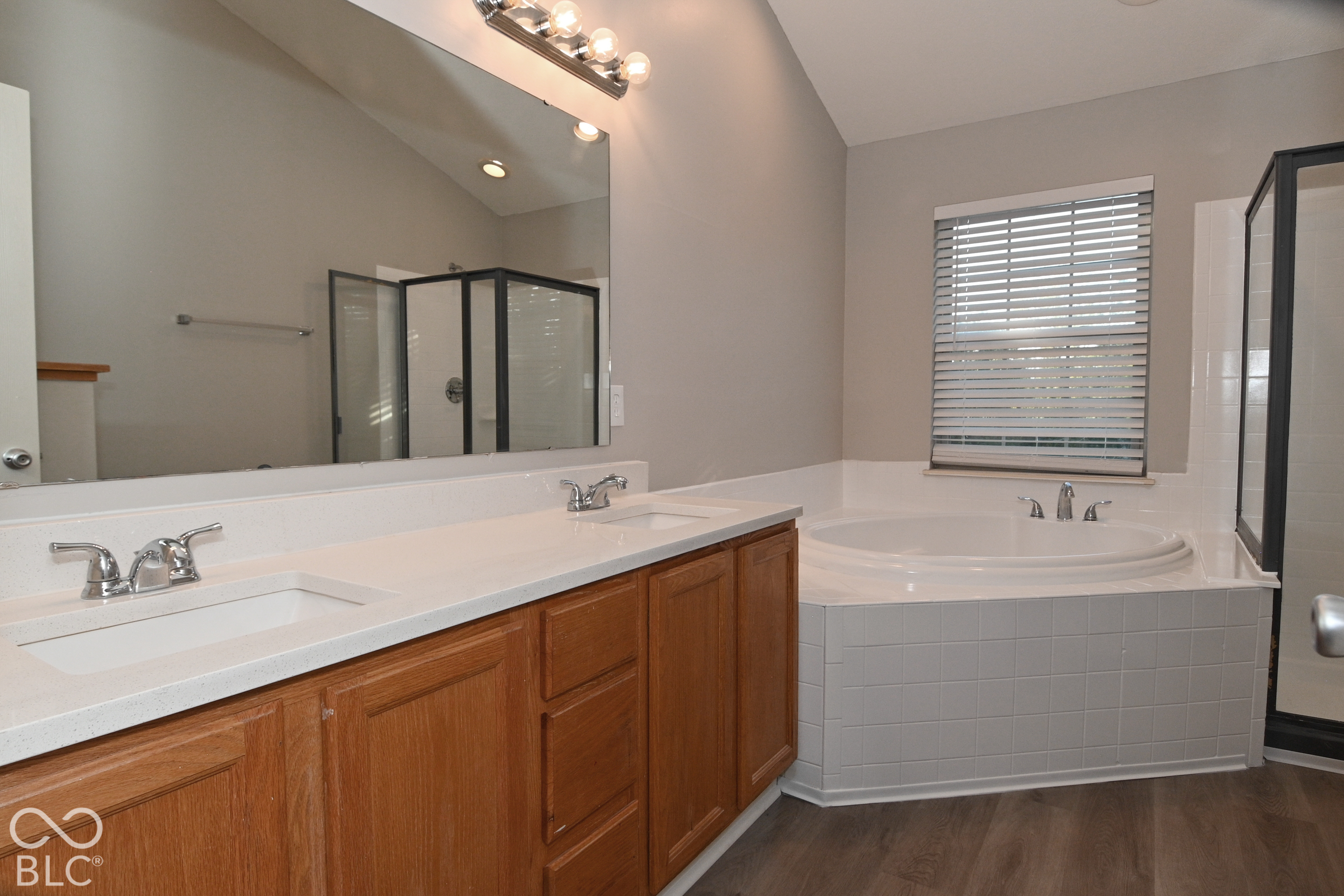 5524 Oakcrest Drive, Indianapolis, IN 46237