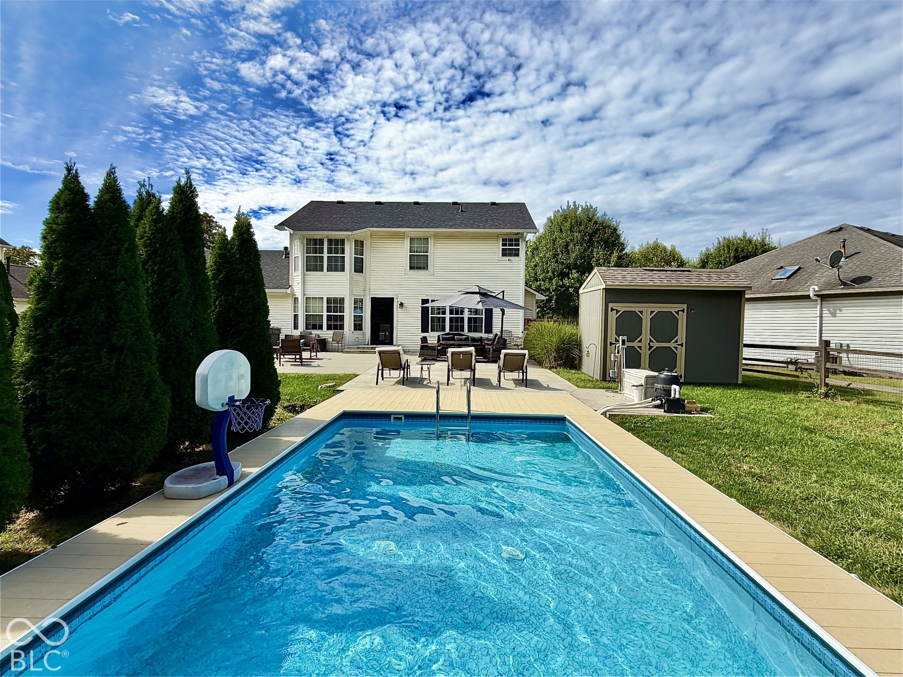 Gorgeous Kyak Sports Pool Has New Solar Cover This Year And Pool Pump 2023