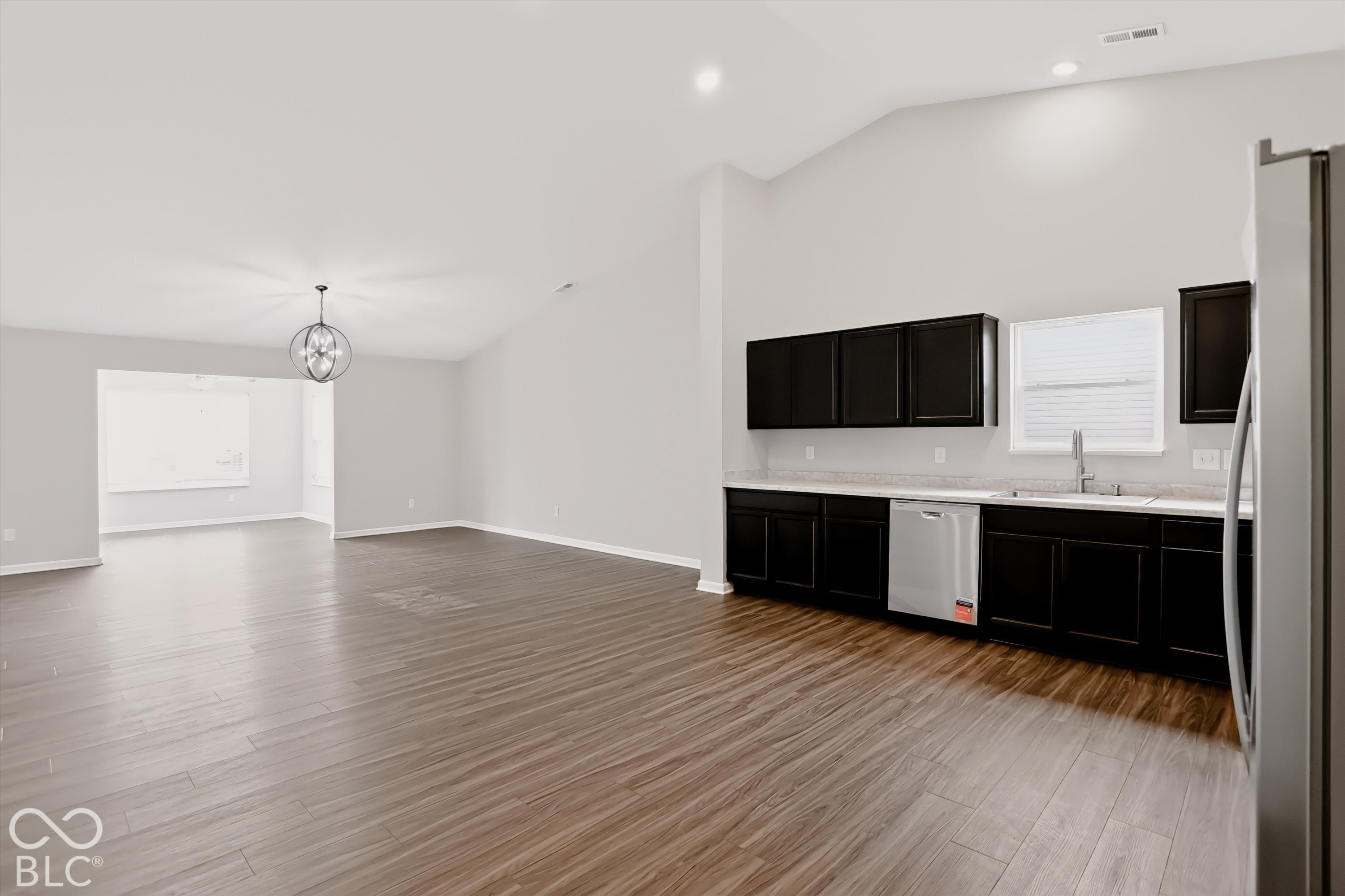 10101 Camp Creek Way, Indianapolis, IN 46229