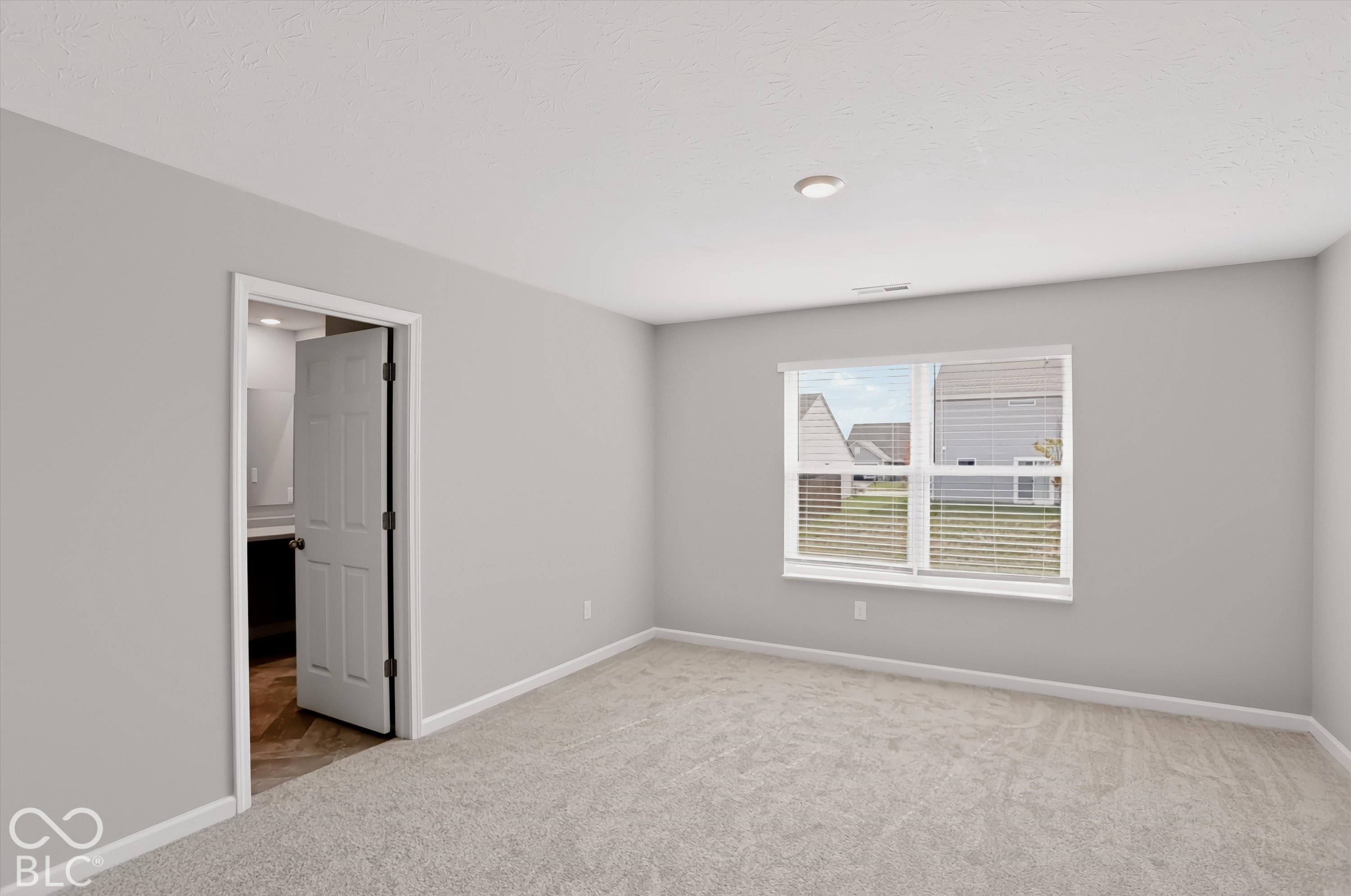 10101 Camp Creek Way, Indianapolis, IN 46229