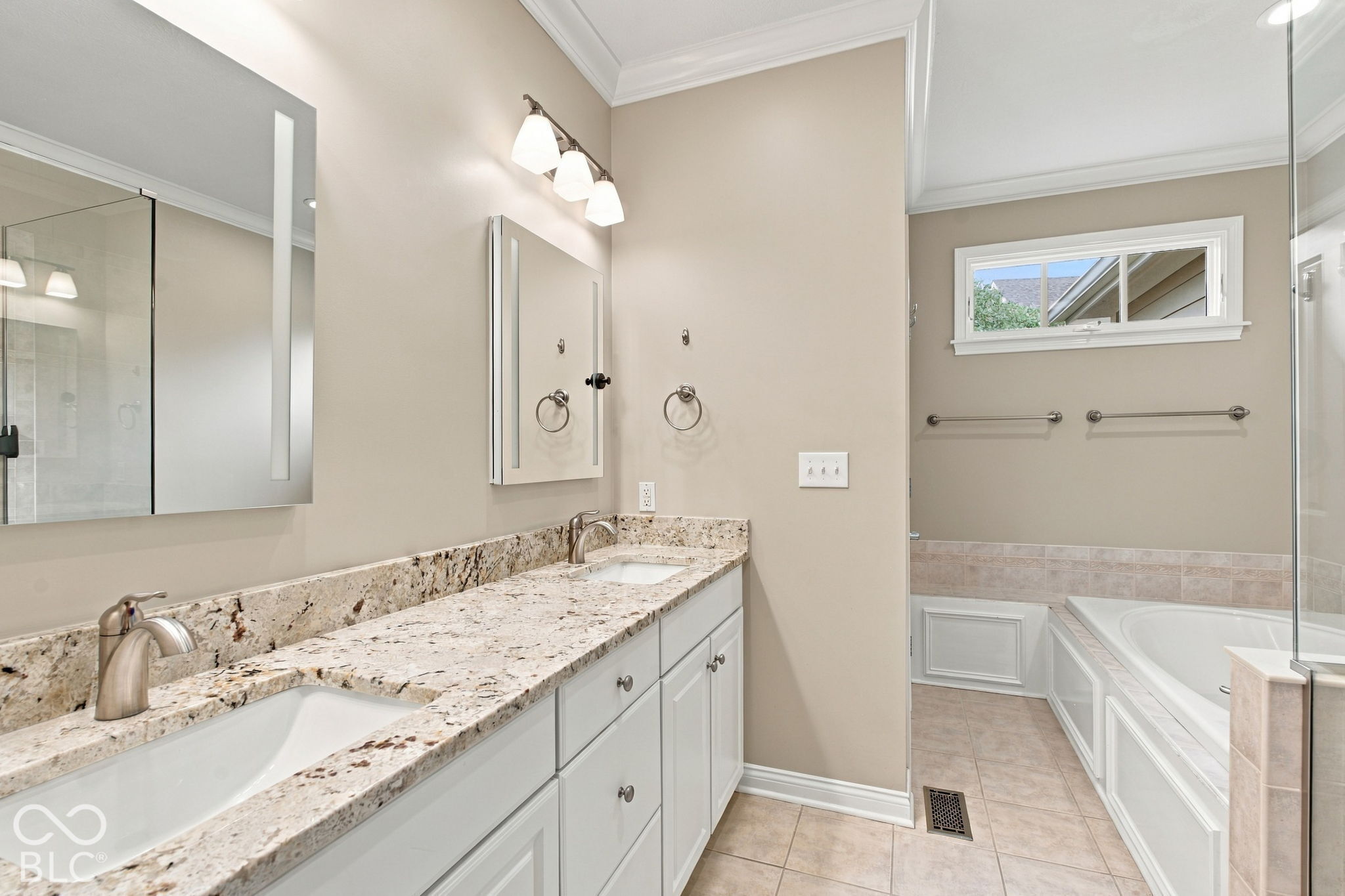12677 Treaty Line Street, Carmel, IN 46032