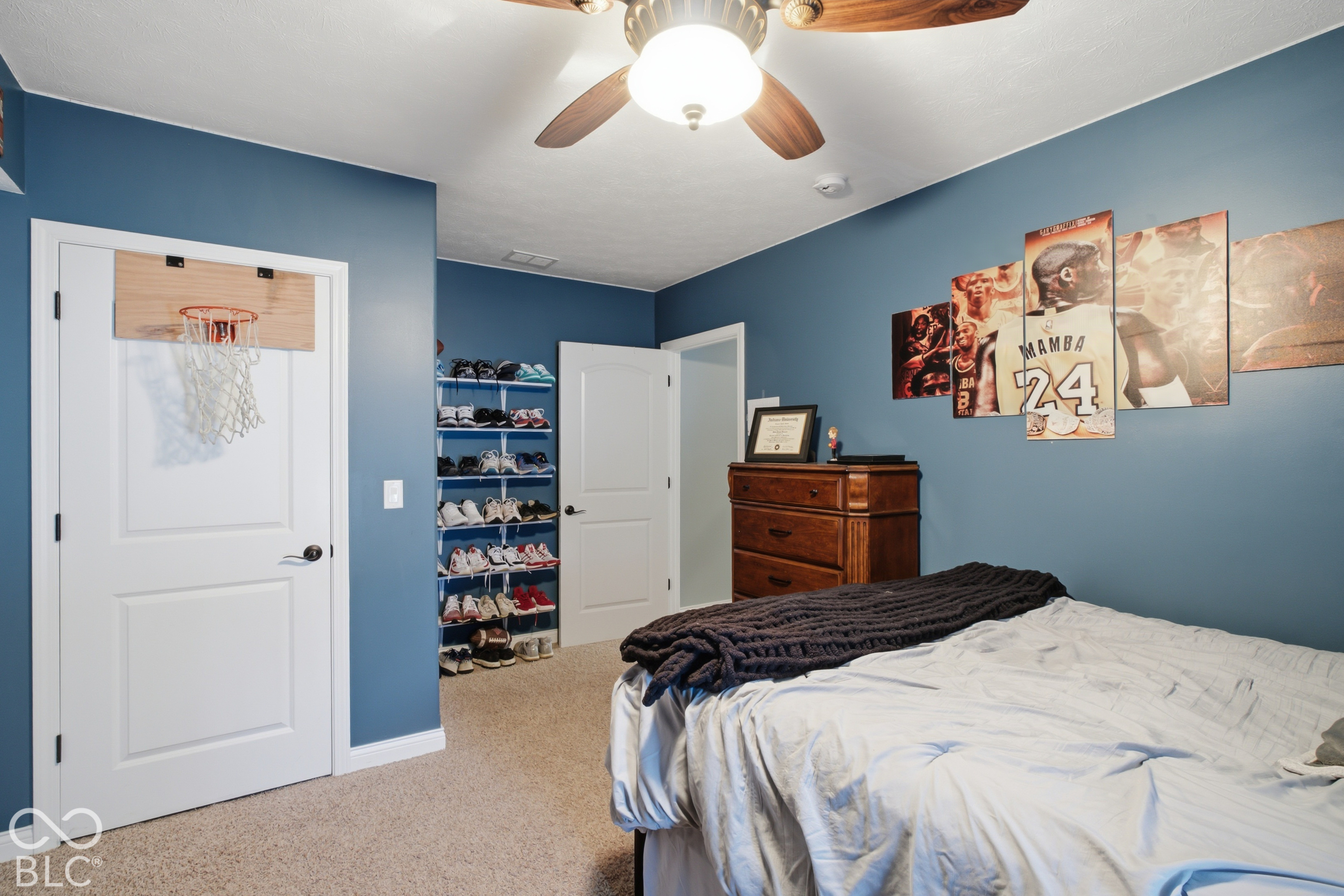 2532 Woodland Farms Drive, Columbus, IN 47201