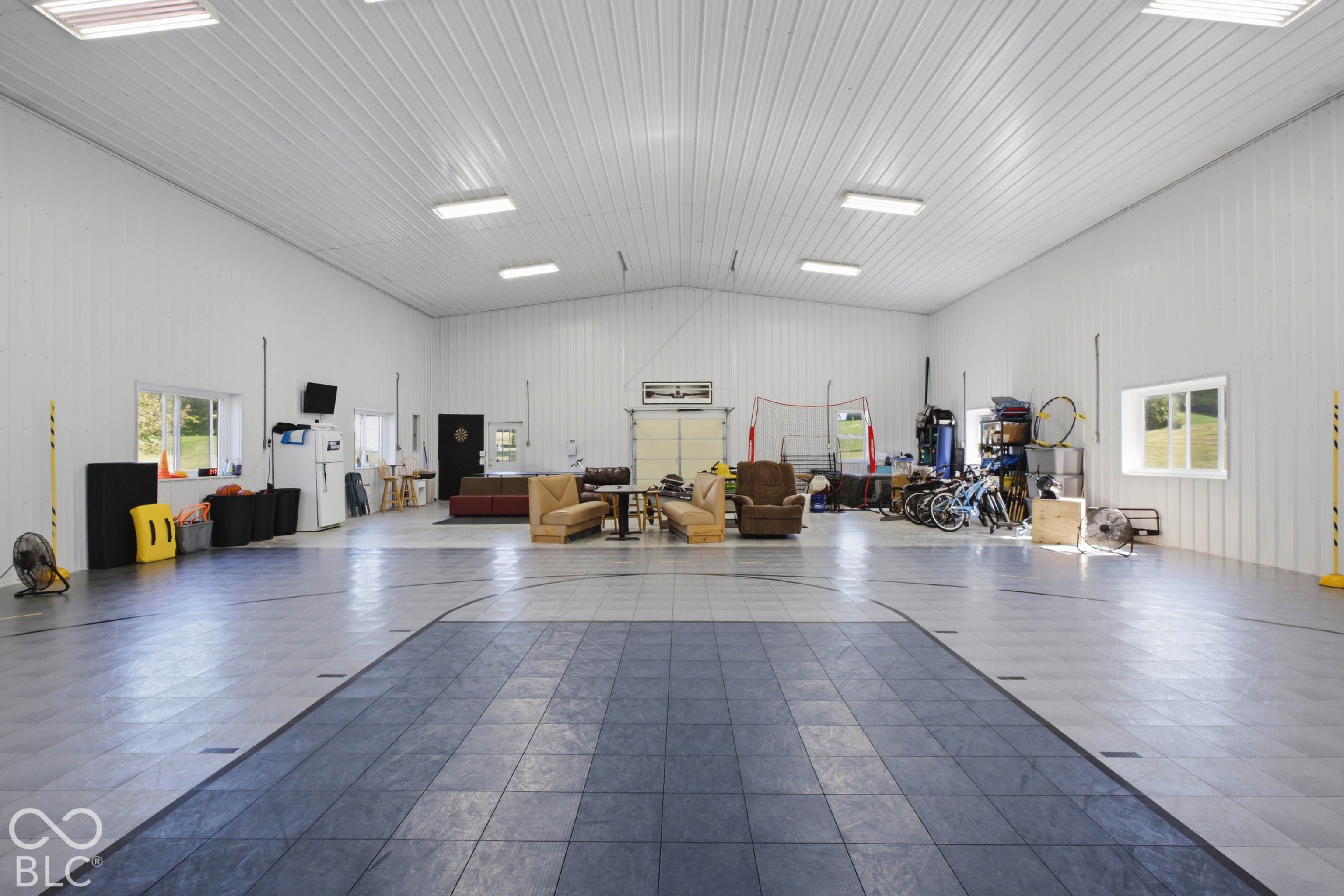 2532 Woodland Farms Drive, Columbus, IN 47201