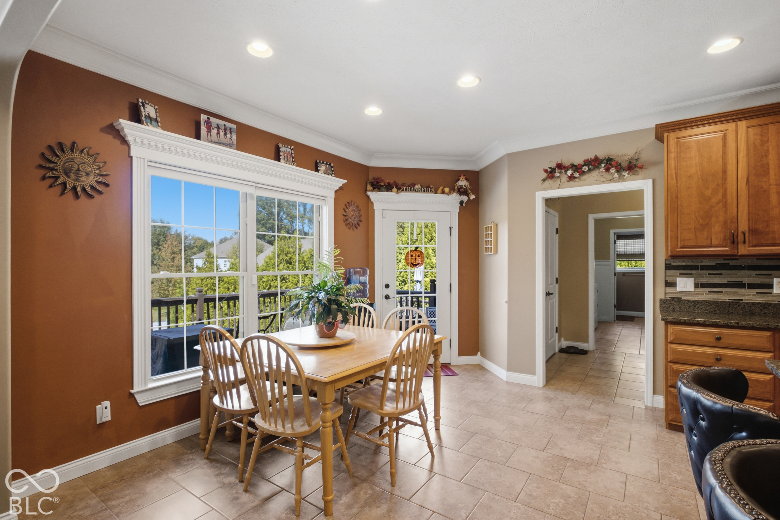 2532 Woodland Farms Drive, Columbus, IN 47201