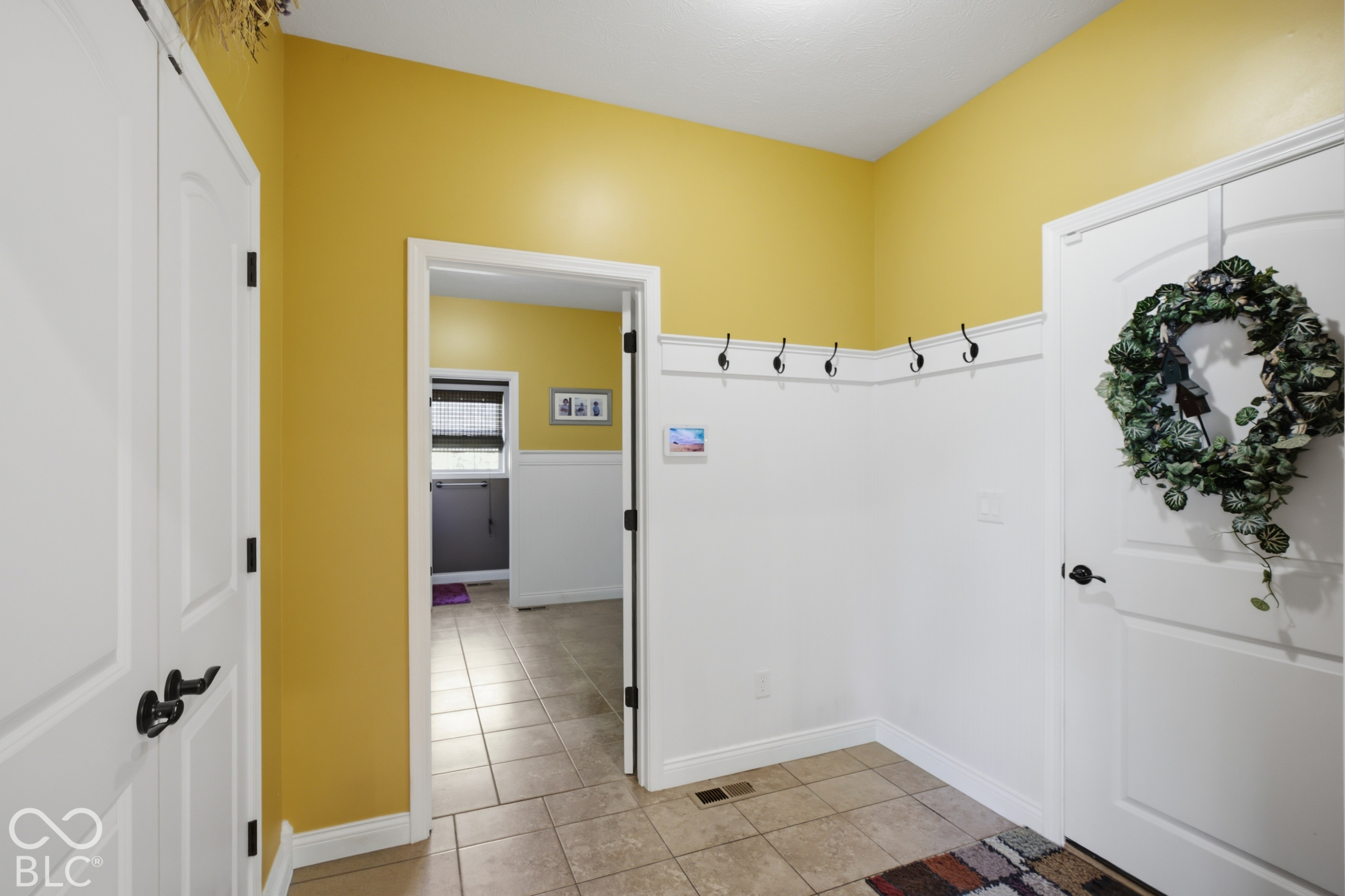 2532 Woodland Farms Drive, Columbus, IN 47201