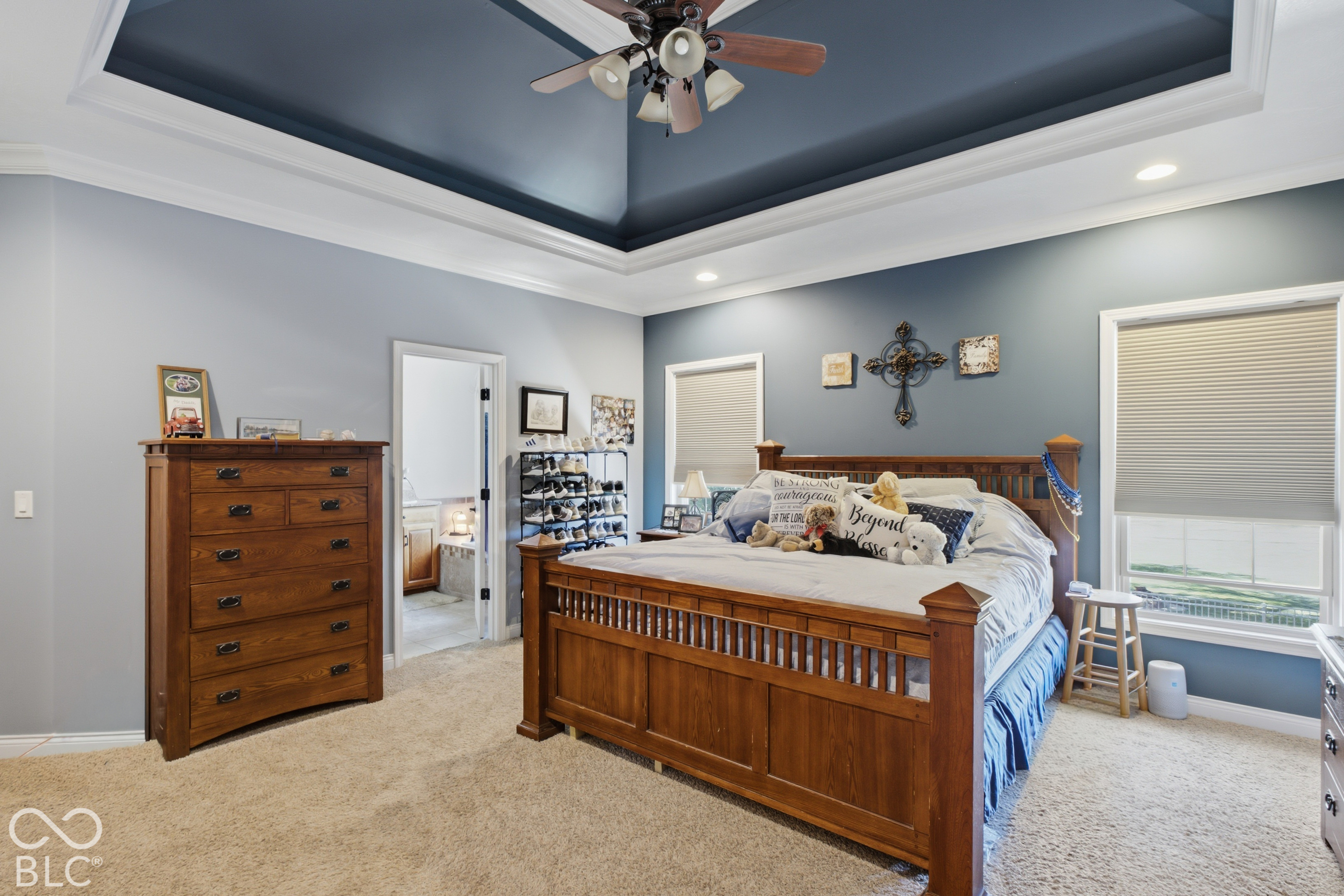 2532 Woodland Farms Drive, Columbus, IN 47201