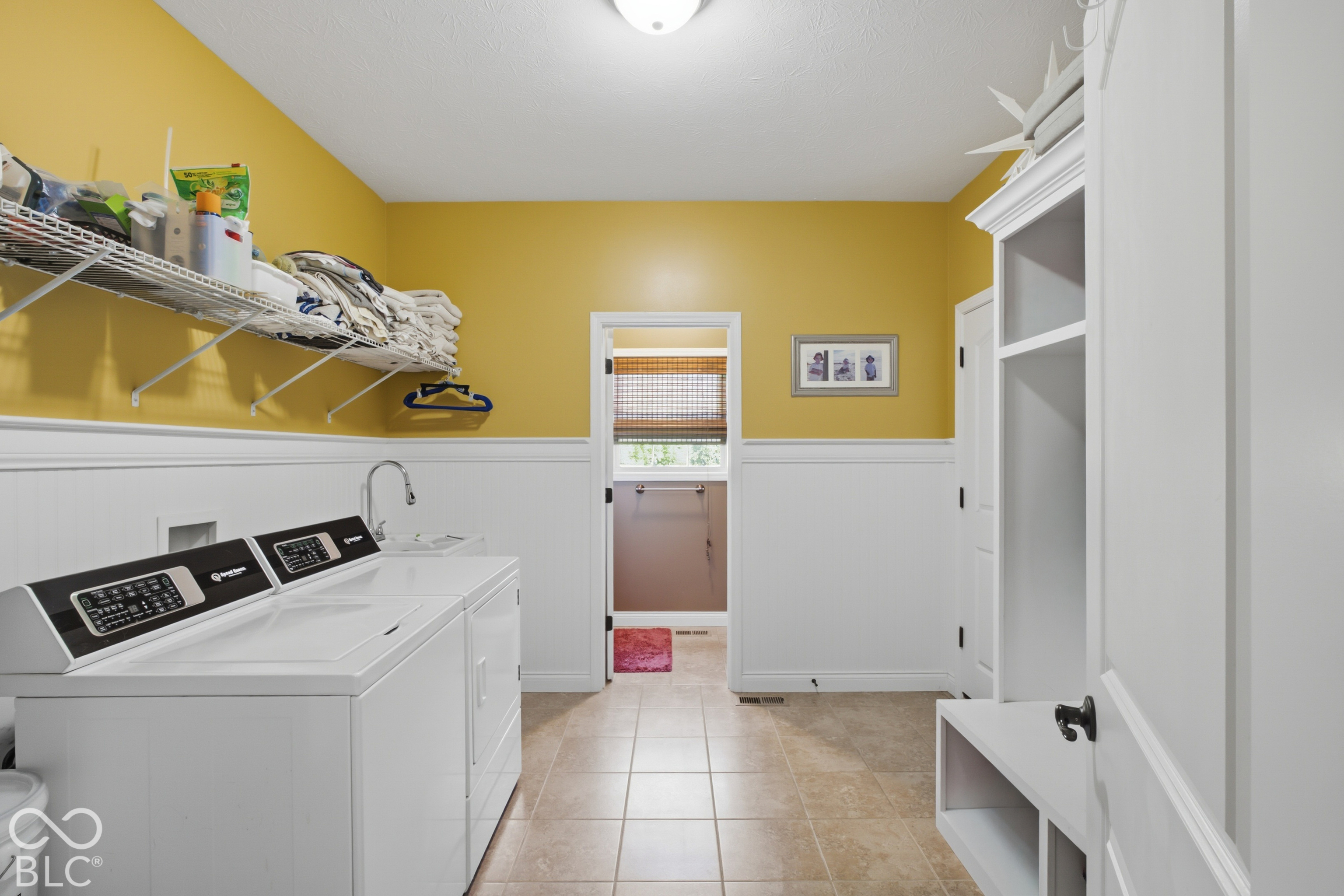 2532 Woodland Farms Drive, Columbus, IN 47201
